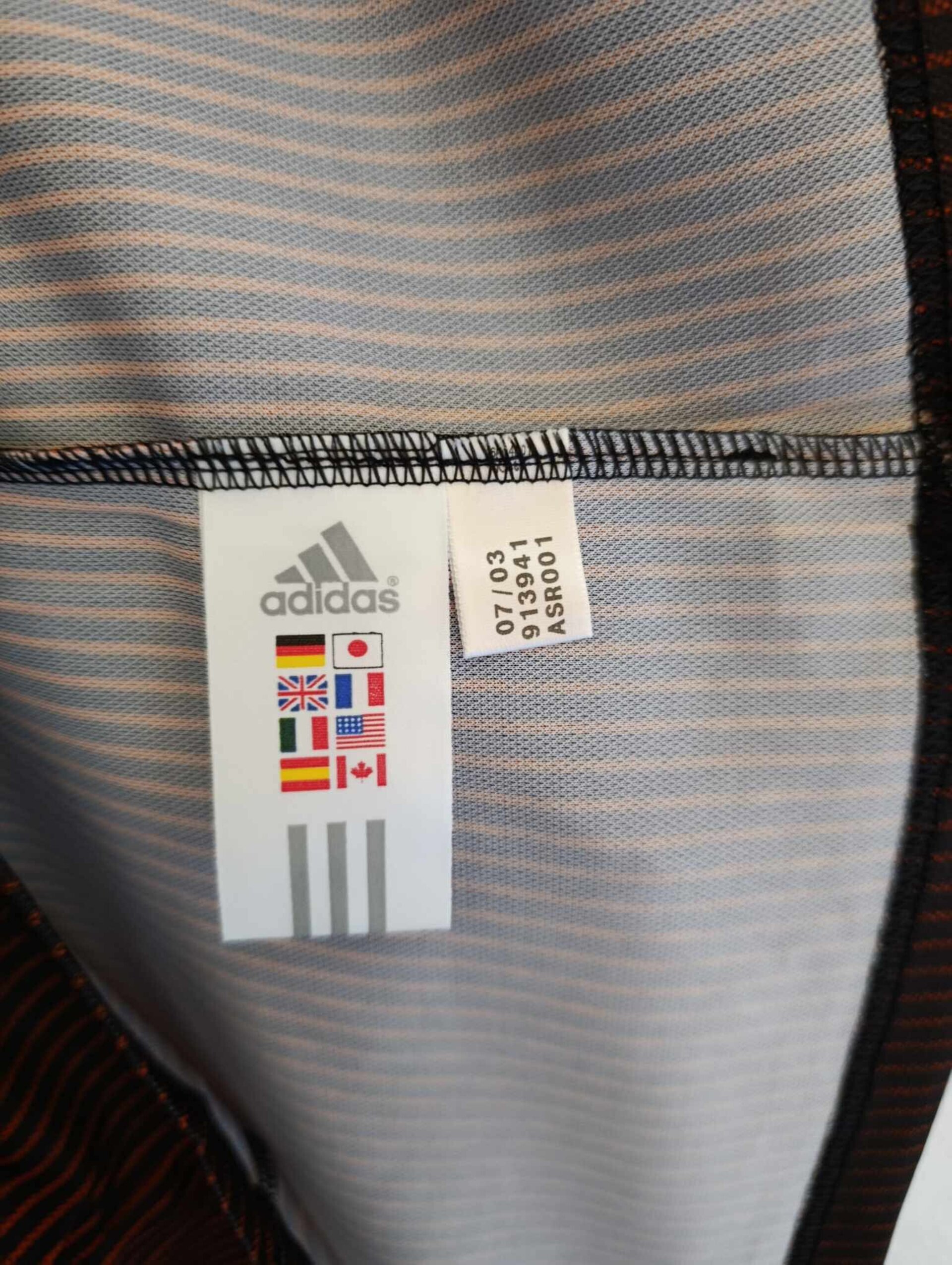 REAL MADRID 2003-2004 BNWT Goalkeeper L - 7