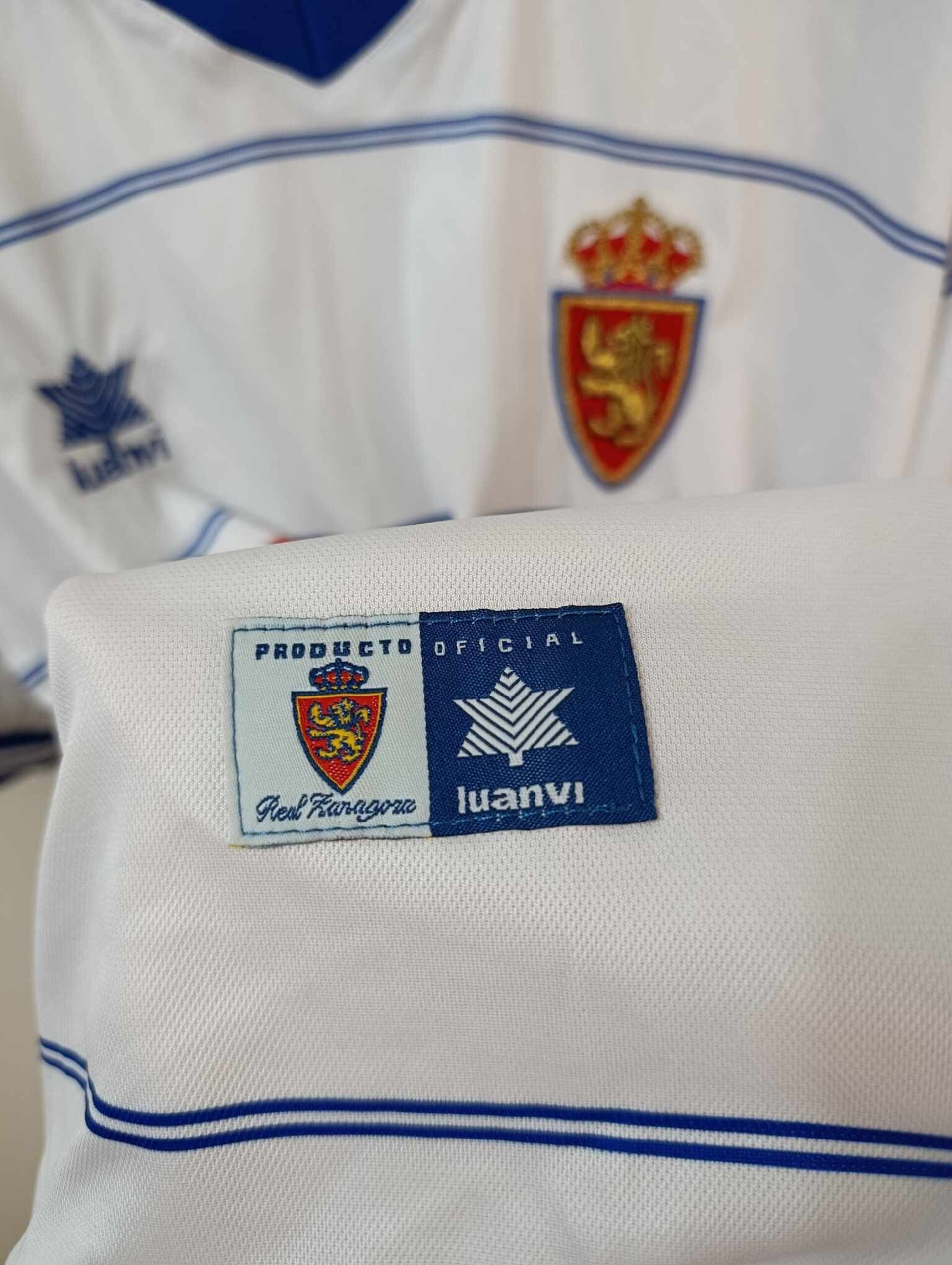 REAL ZARAGOZA 1999-2000 number 15 L - 4