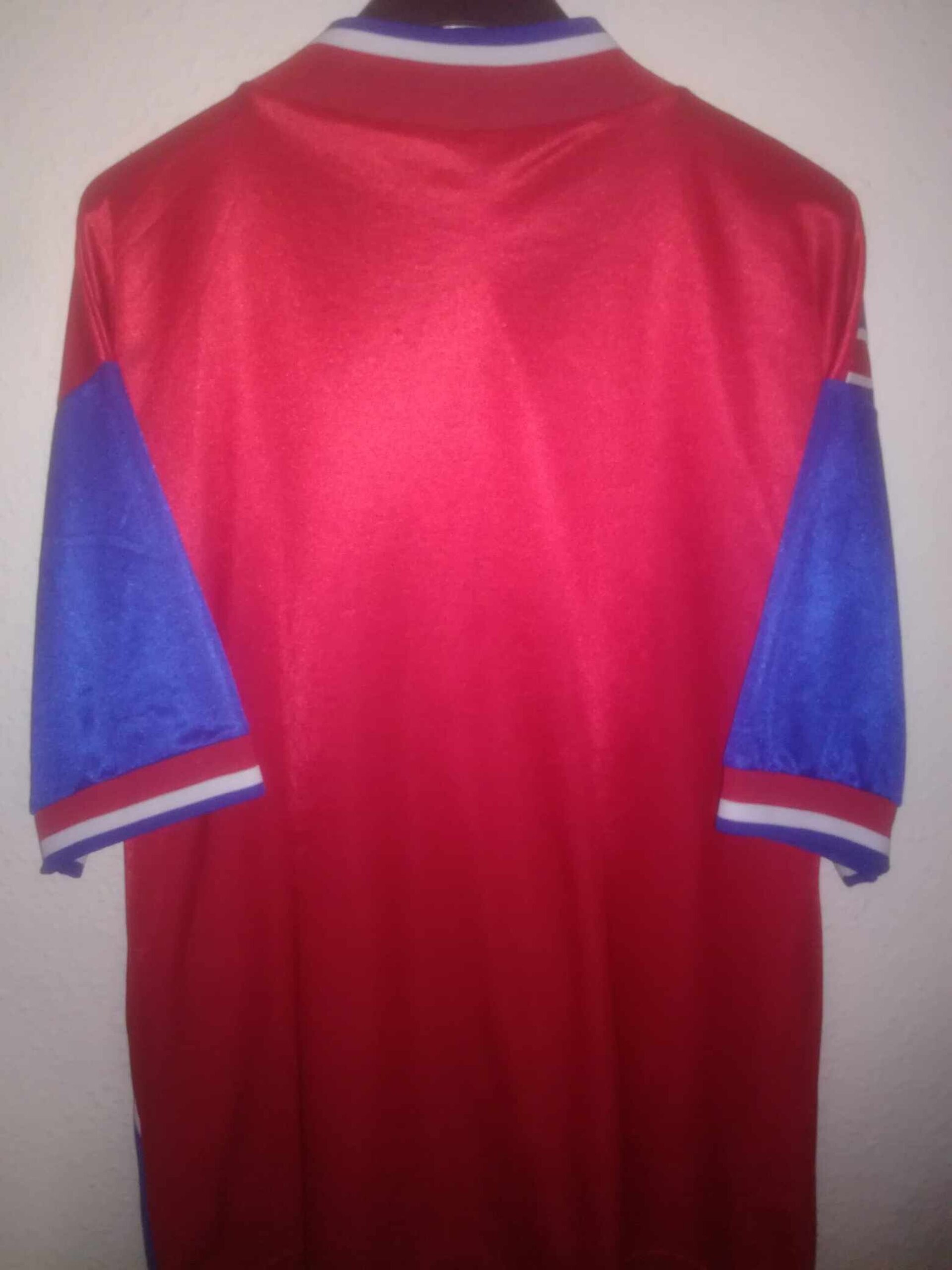 BAYERN MUNICH 1993-1995 L - 8