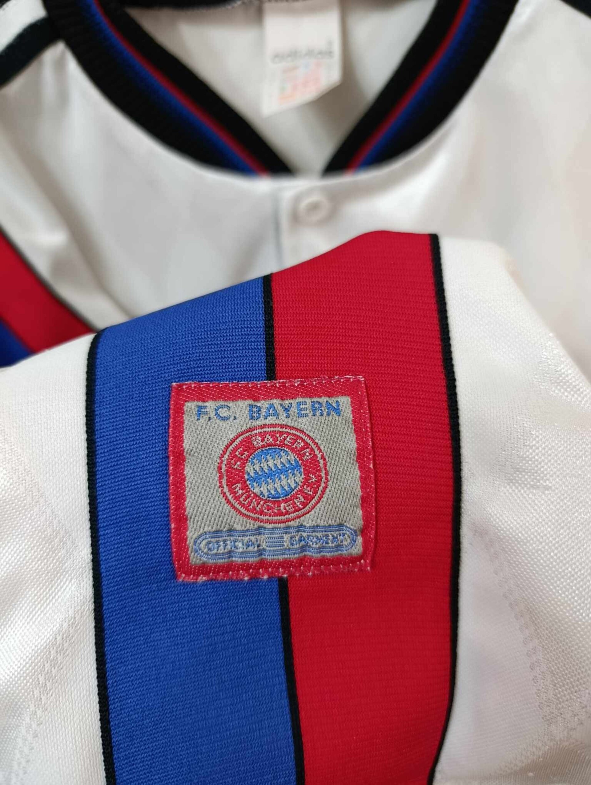 BAYERN MUNICH 1995-1997 away XL - 5