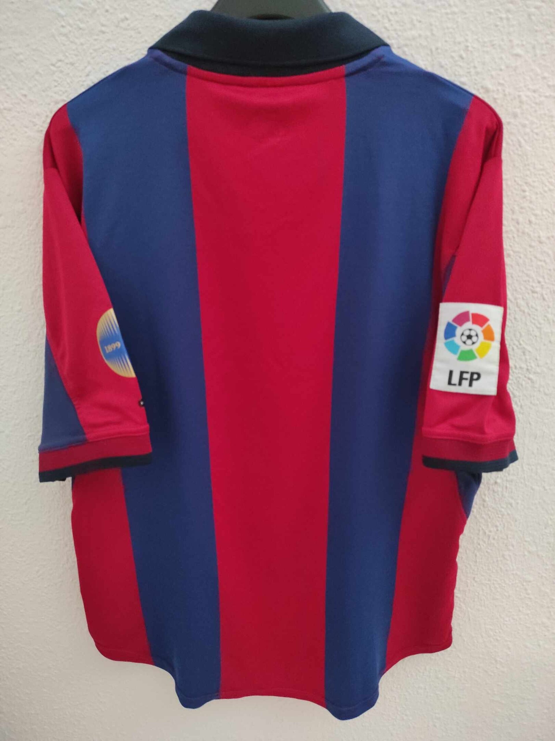 FC BARCELONA 2000-2001 M - 6