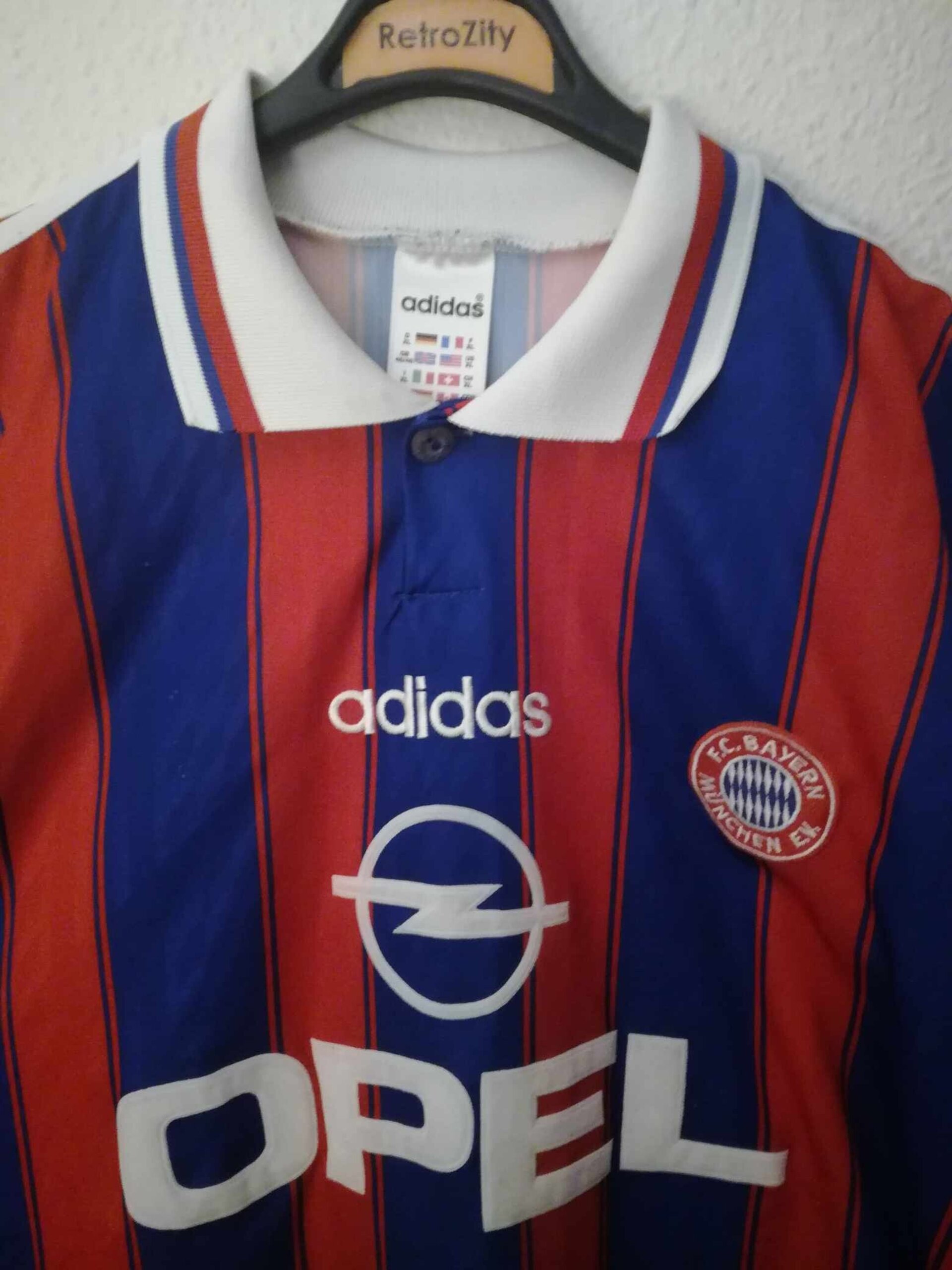 BAYERN MUNICH 1995-1996 Klinsmann 18 XL - 4