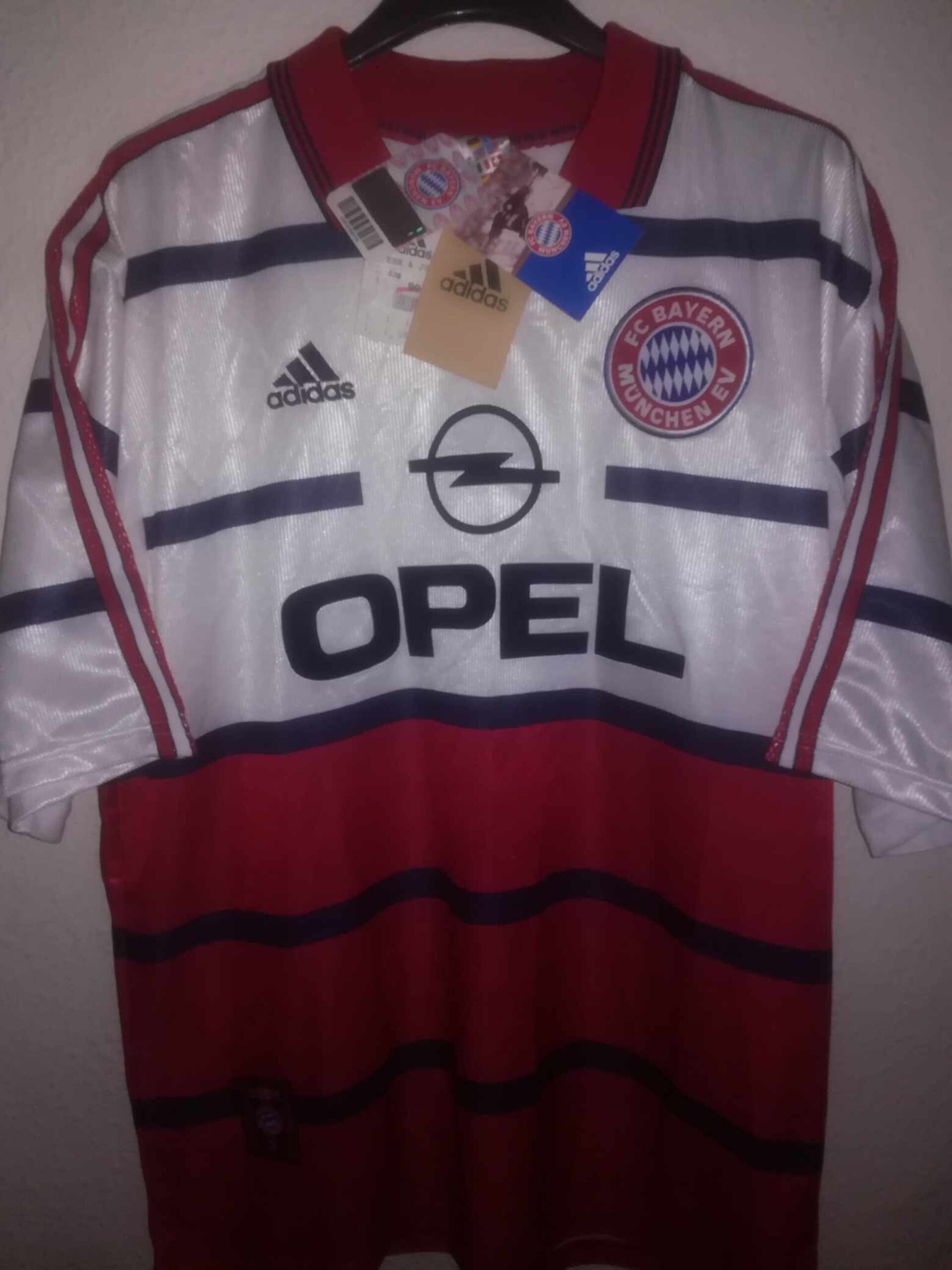 BAYERN MUNICH 1998-2000 BNWT L - 1