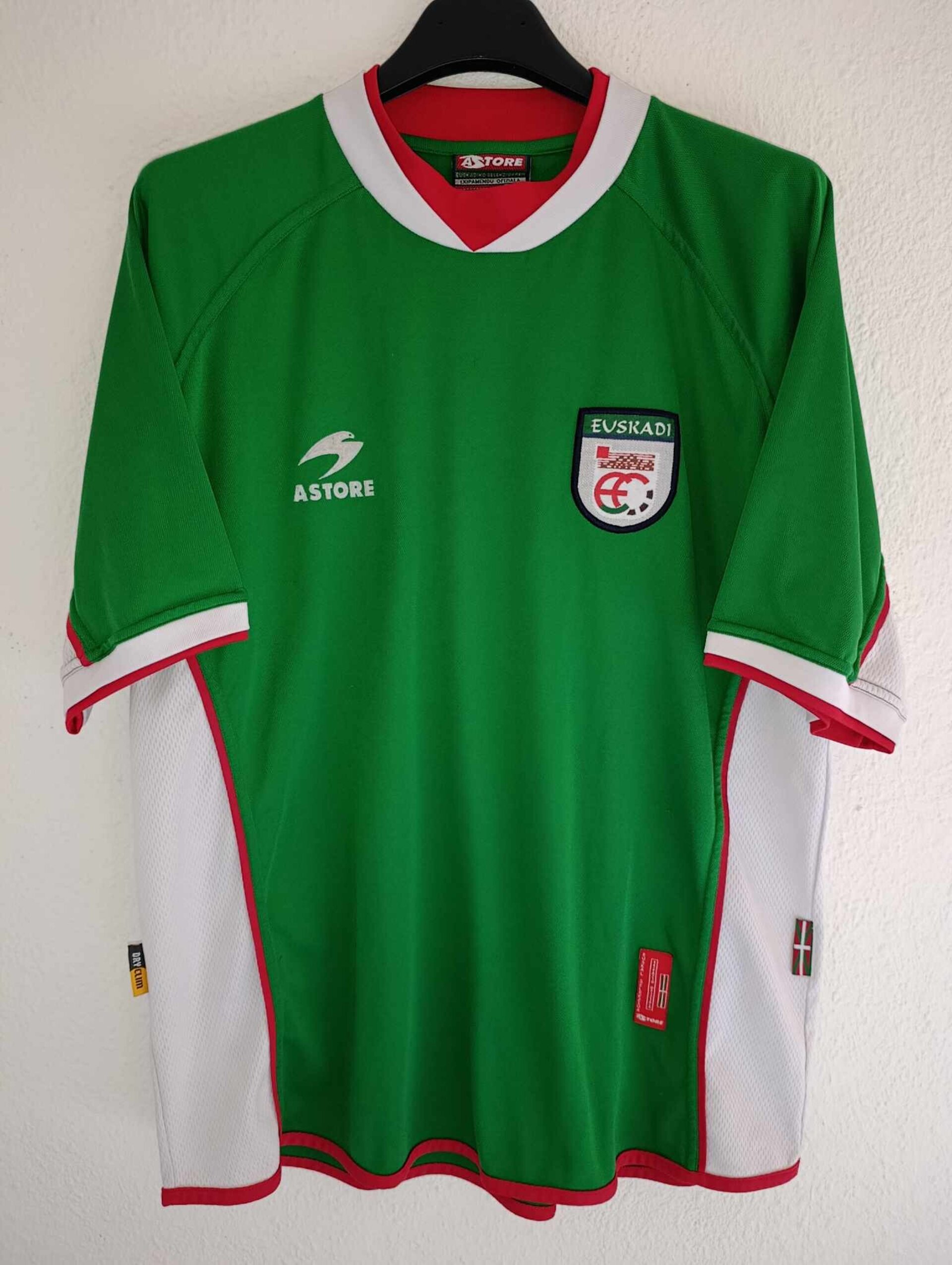 EUSKADI 2002 XL - 1
