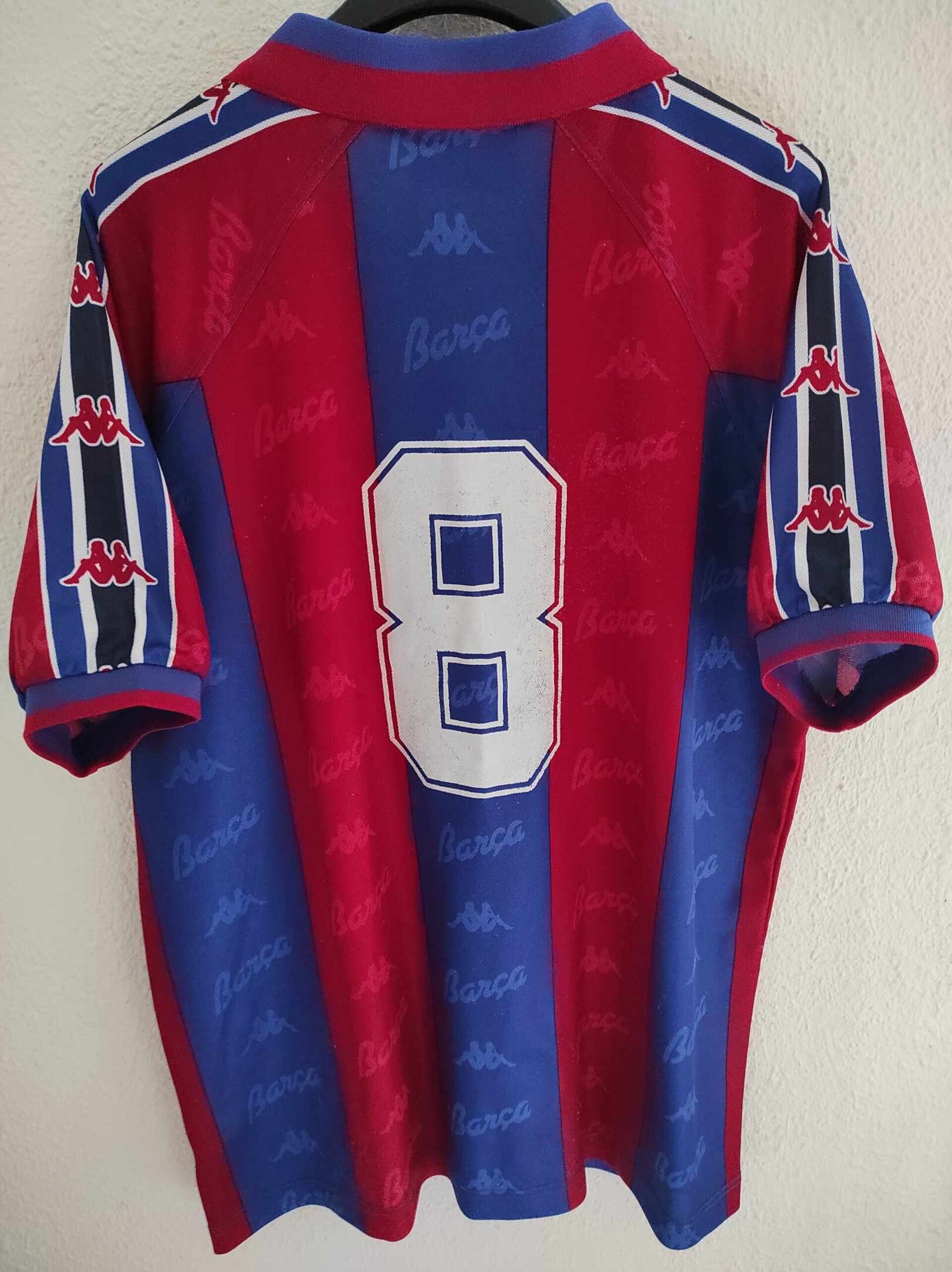 FC BARCELONA 1995-1996 number 8 L - 6