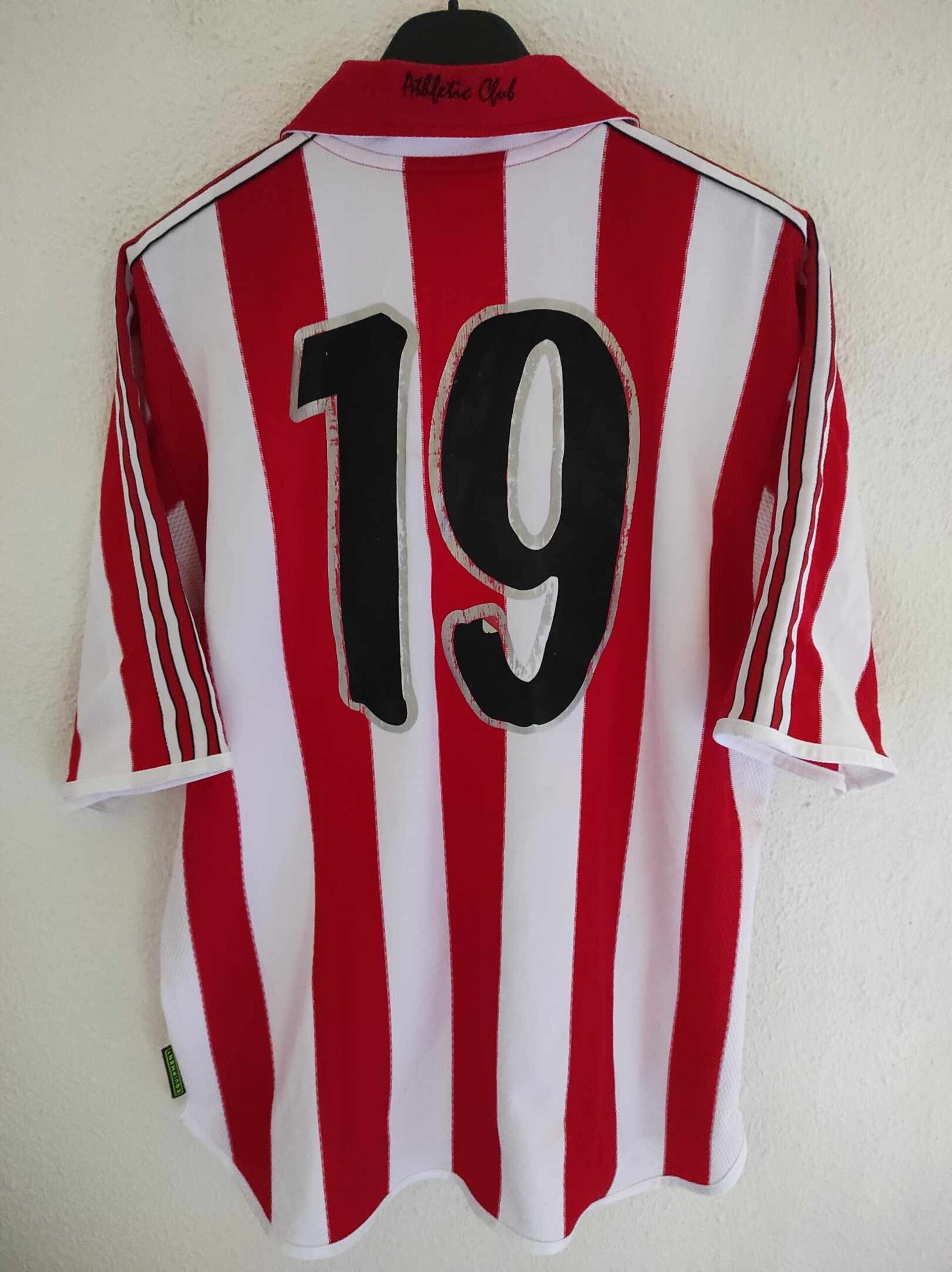ATHLETIC CLUB BILBAO 1999-2000 number 19 L - 1