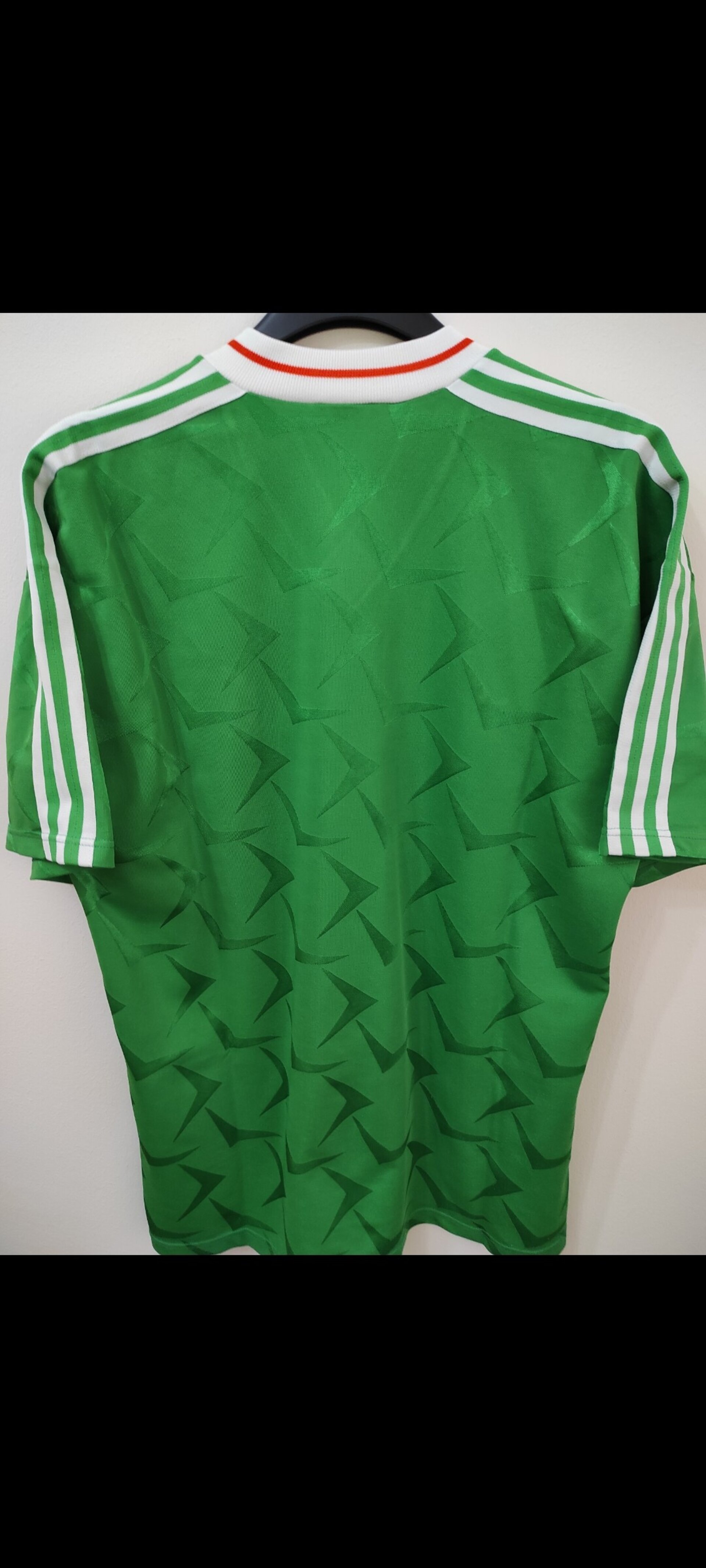 IRELAND 1990-1991 L - 4