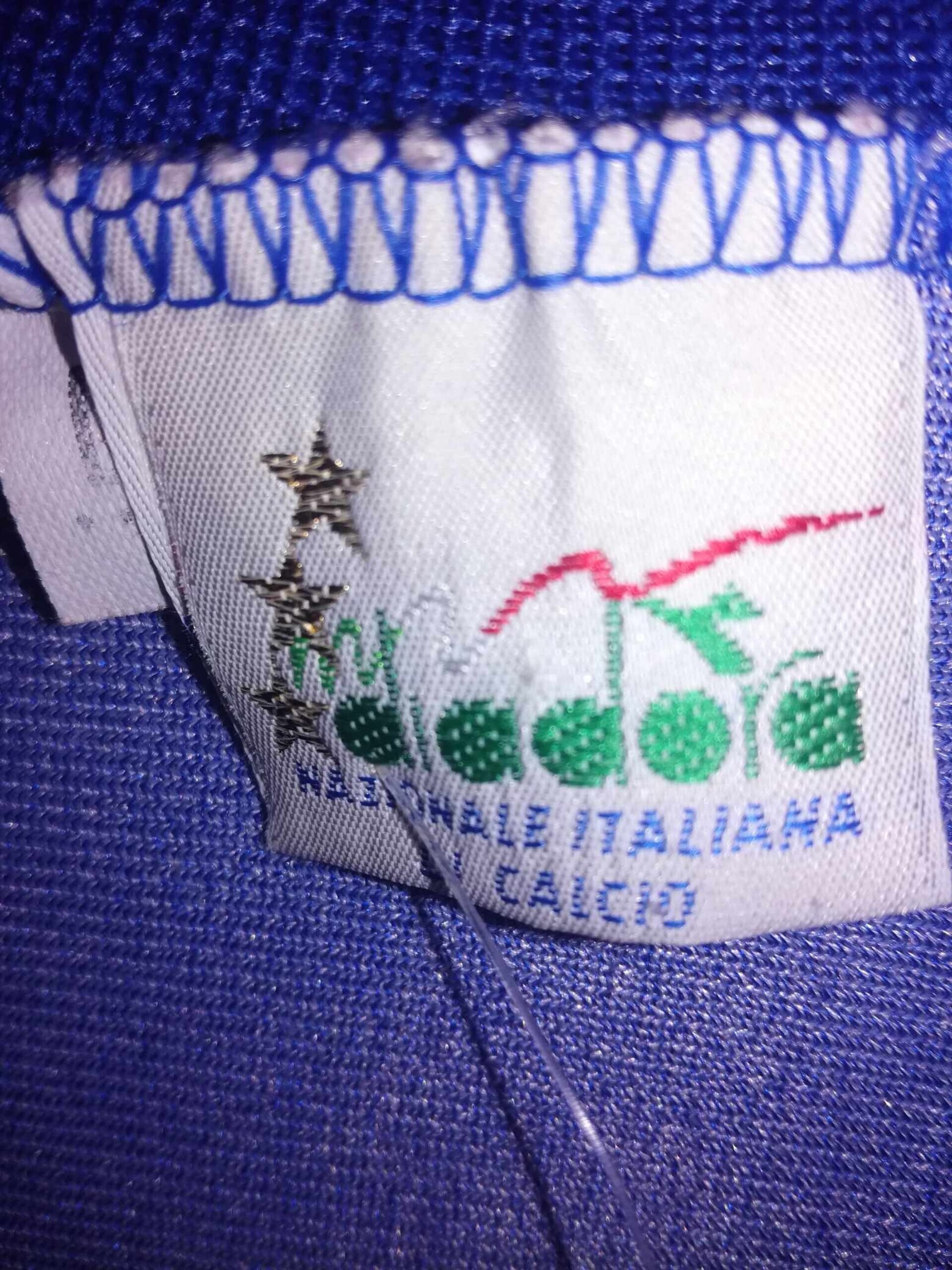 ITALY 1990 World Cup BNWT L - 6