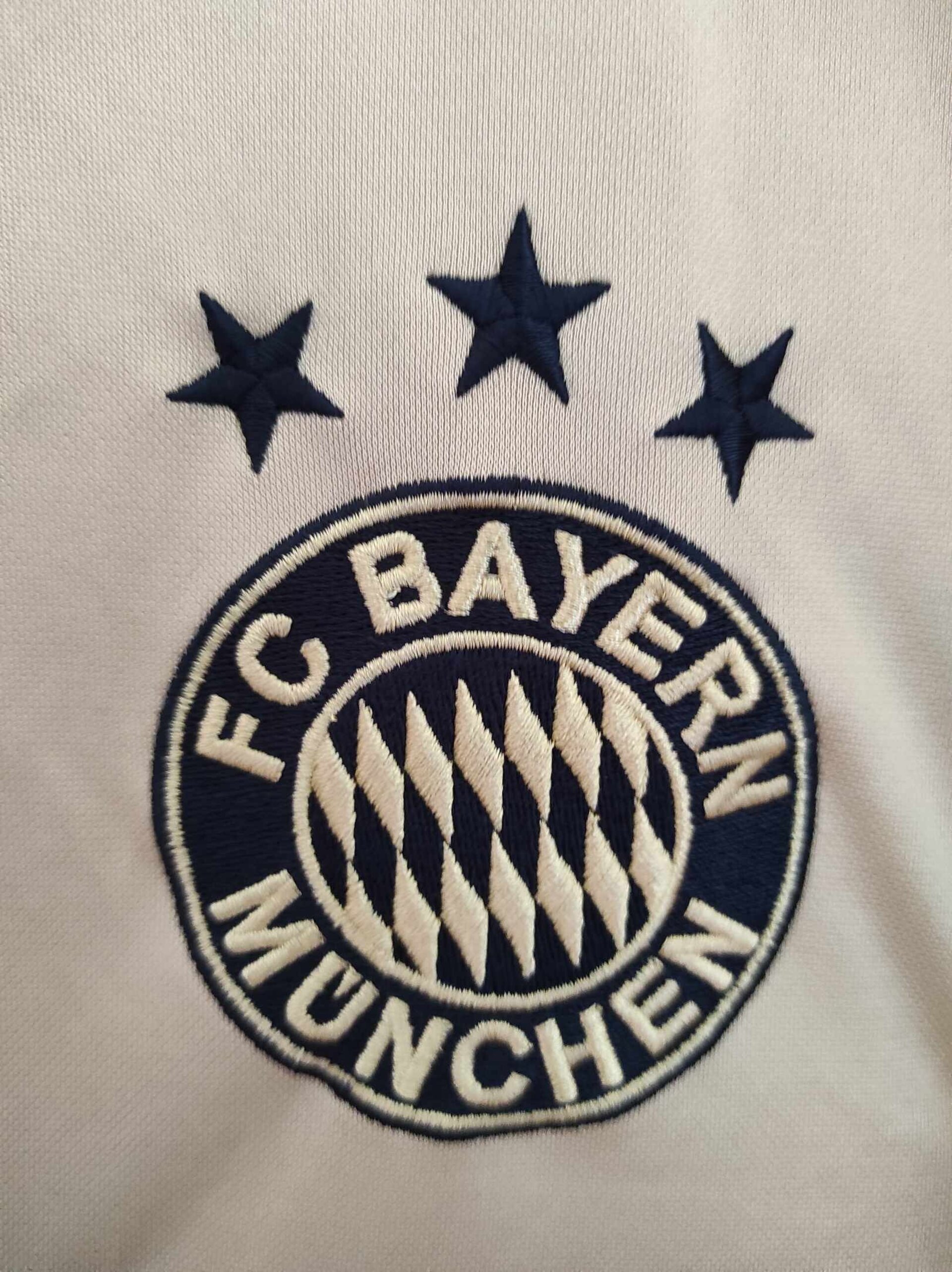 BAYERN MUNICH 2004-2005 away XL - 5