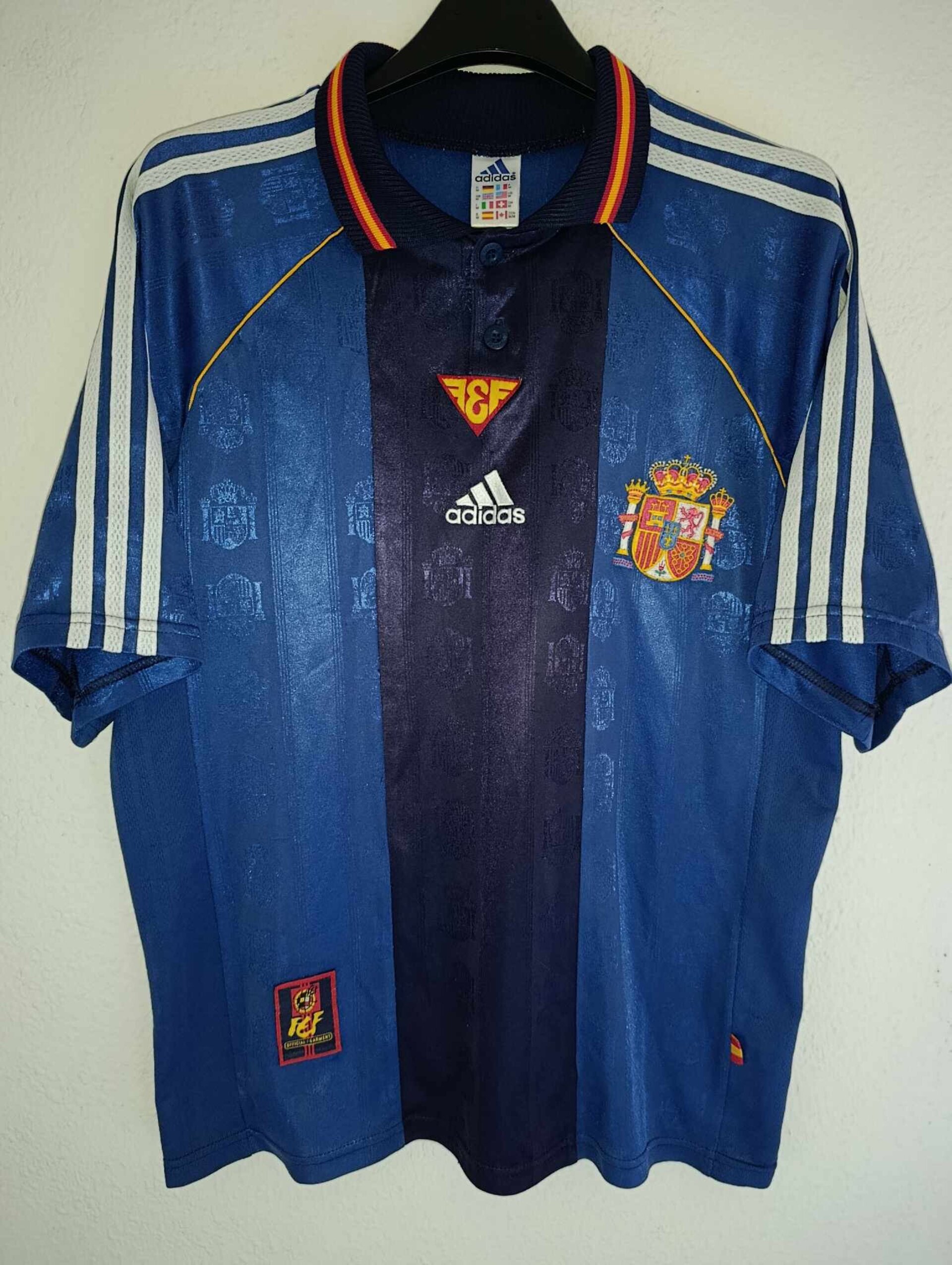 SPAIN 1998 World Cup away M - 1