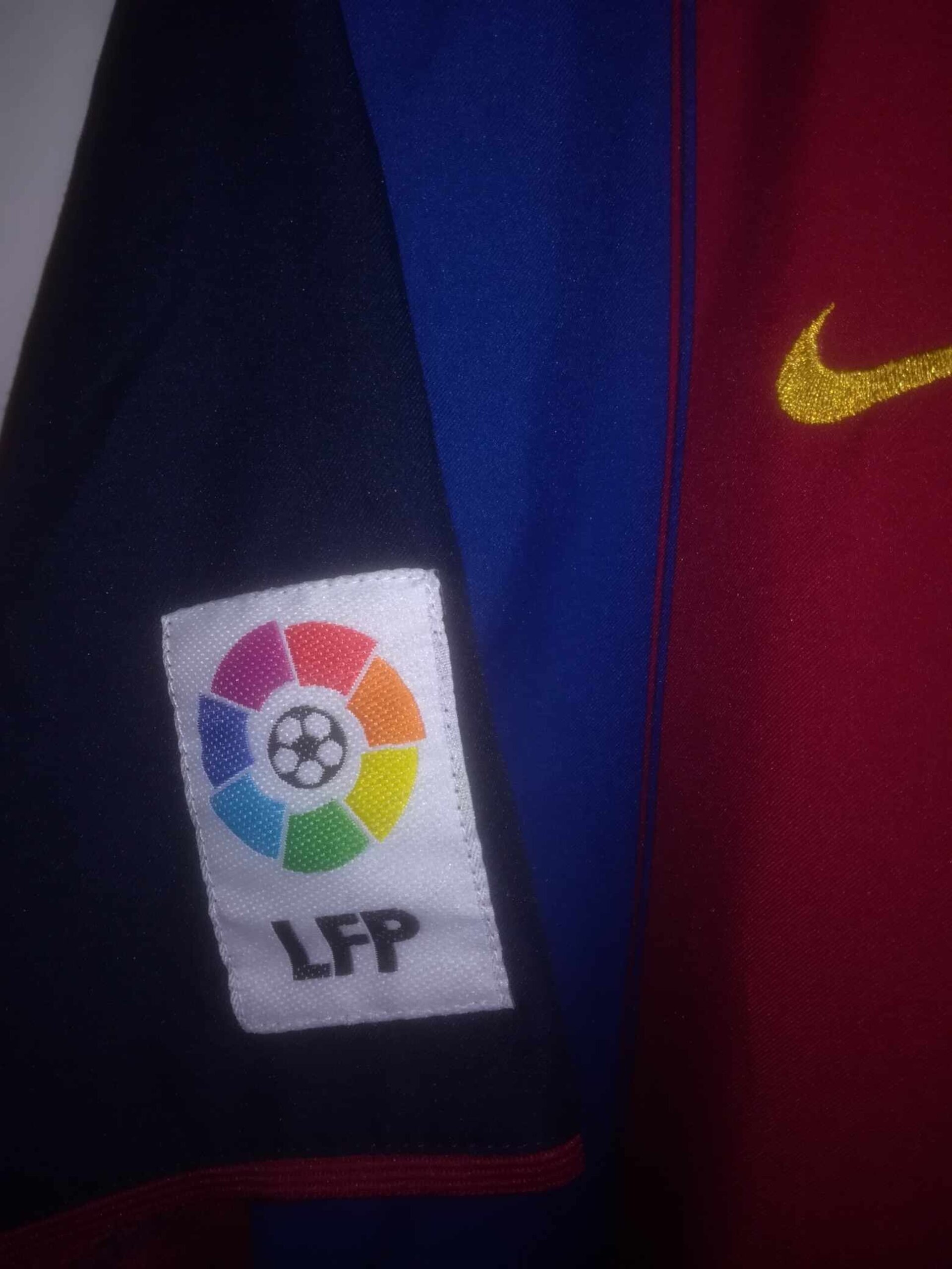 FC BARCELONA 2003-2004 L - 5