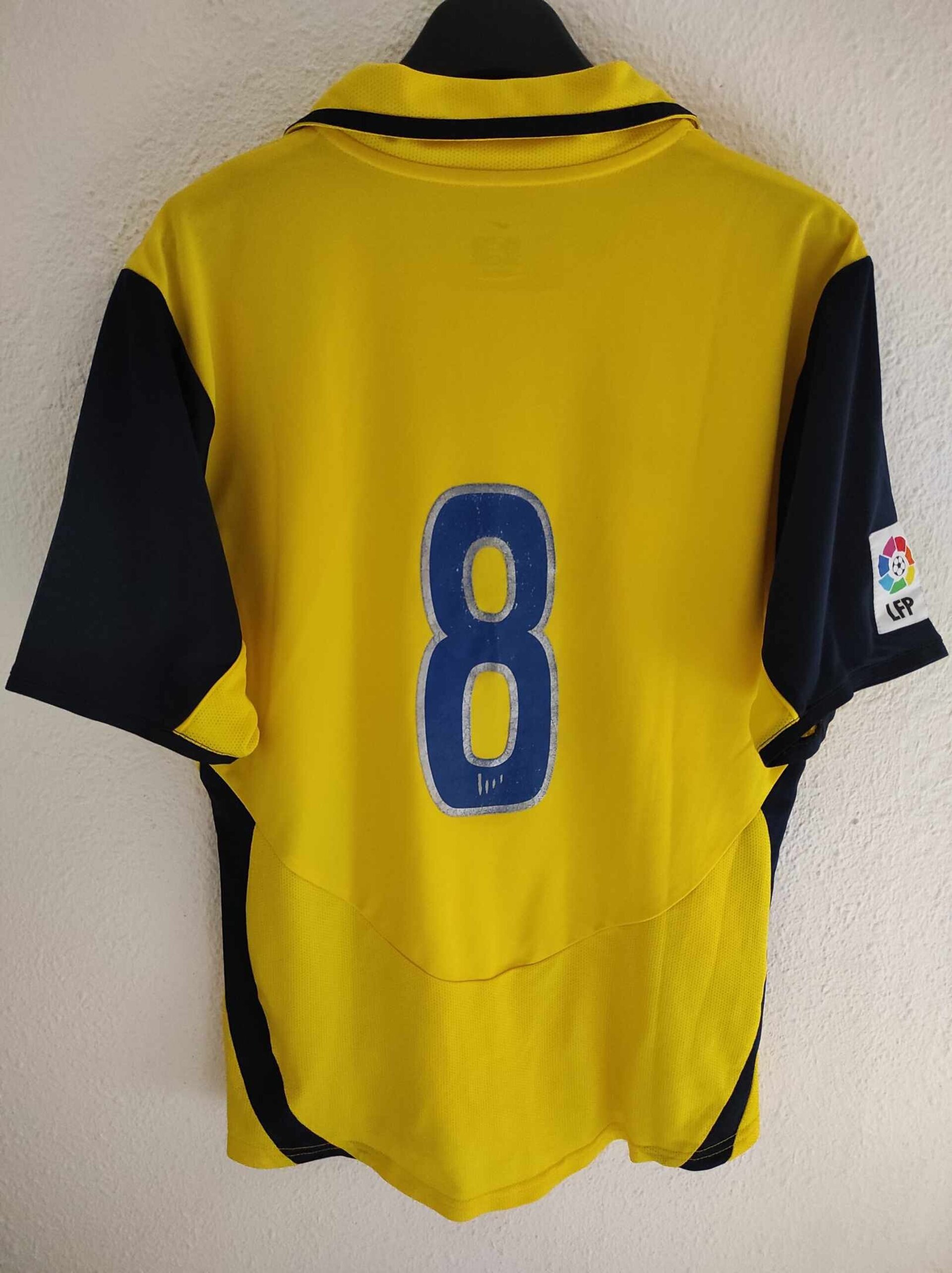 ATLETICO MADRID 2003-2004 away number 8 S - 6