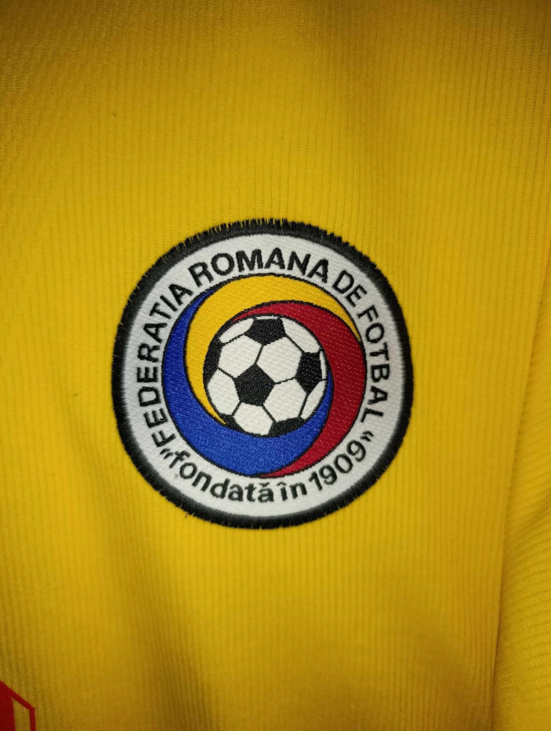ROMANIA 1998 World Cup Hagi 10 L - 6