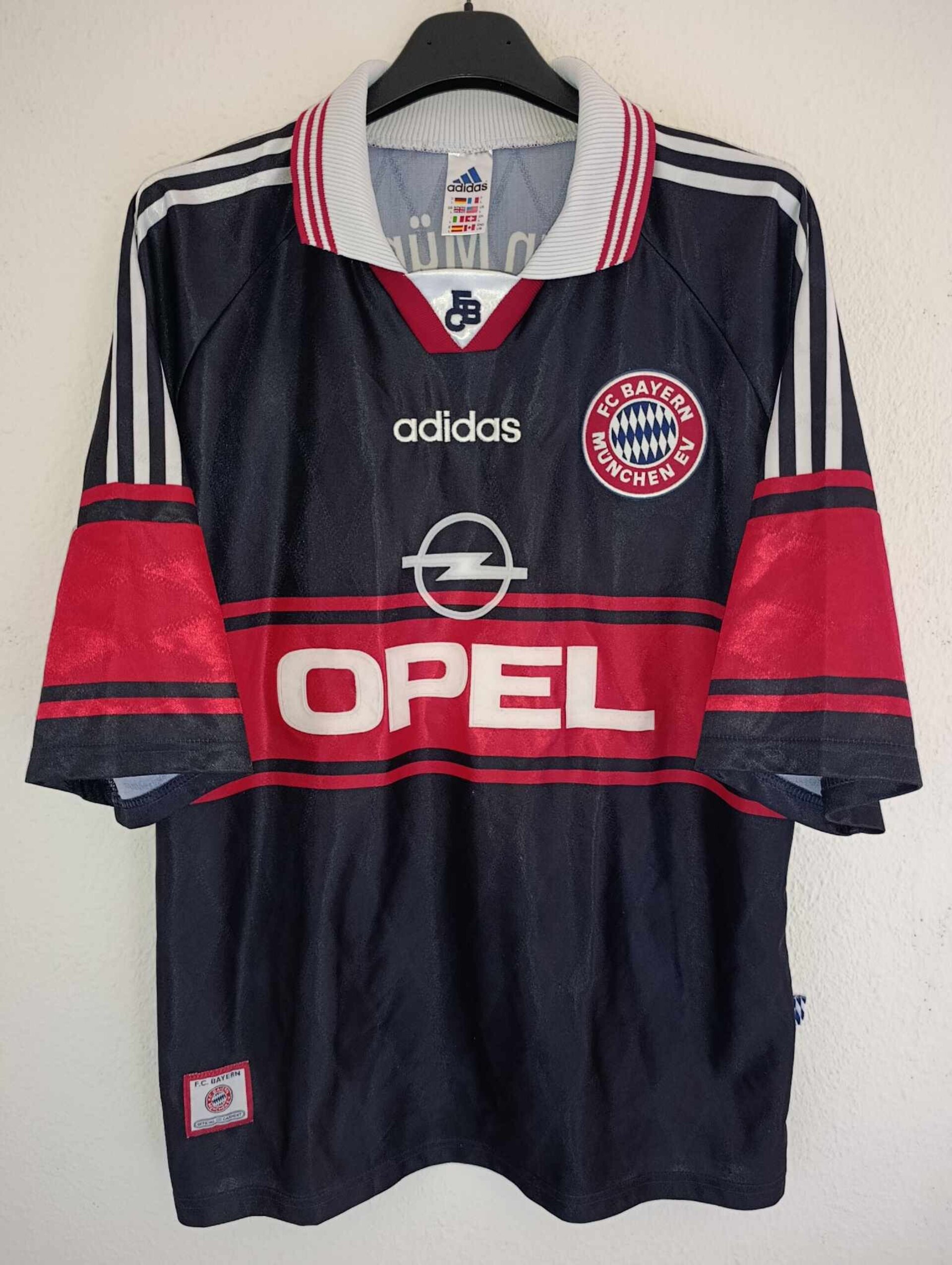 BAYERN MUNICH 1997-1999 L - 1