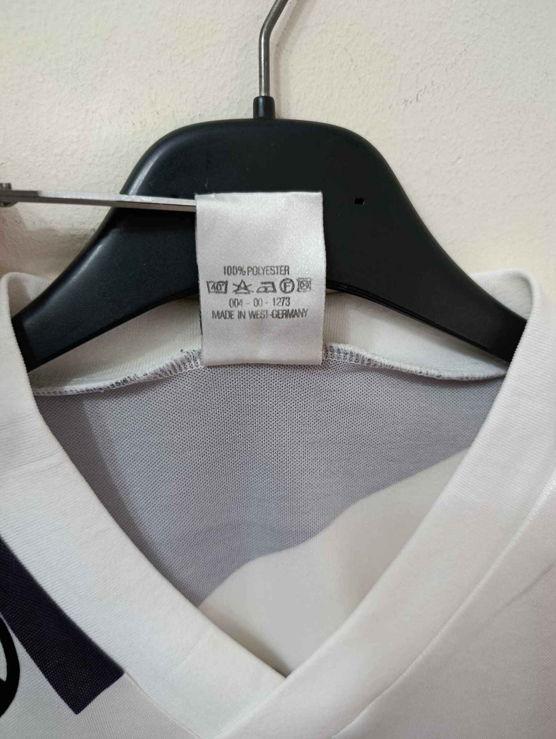 EINTRACHT FRANKFURT 1990-1991 Match Worn number 2 M - 5