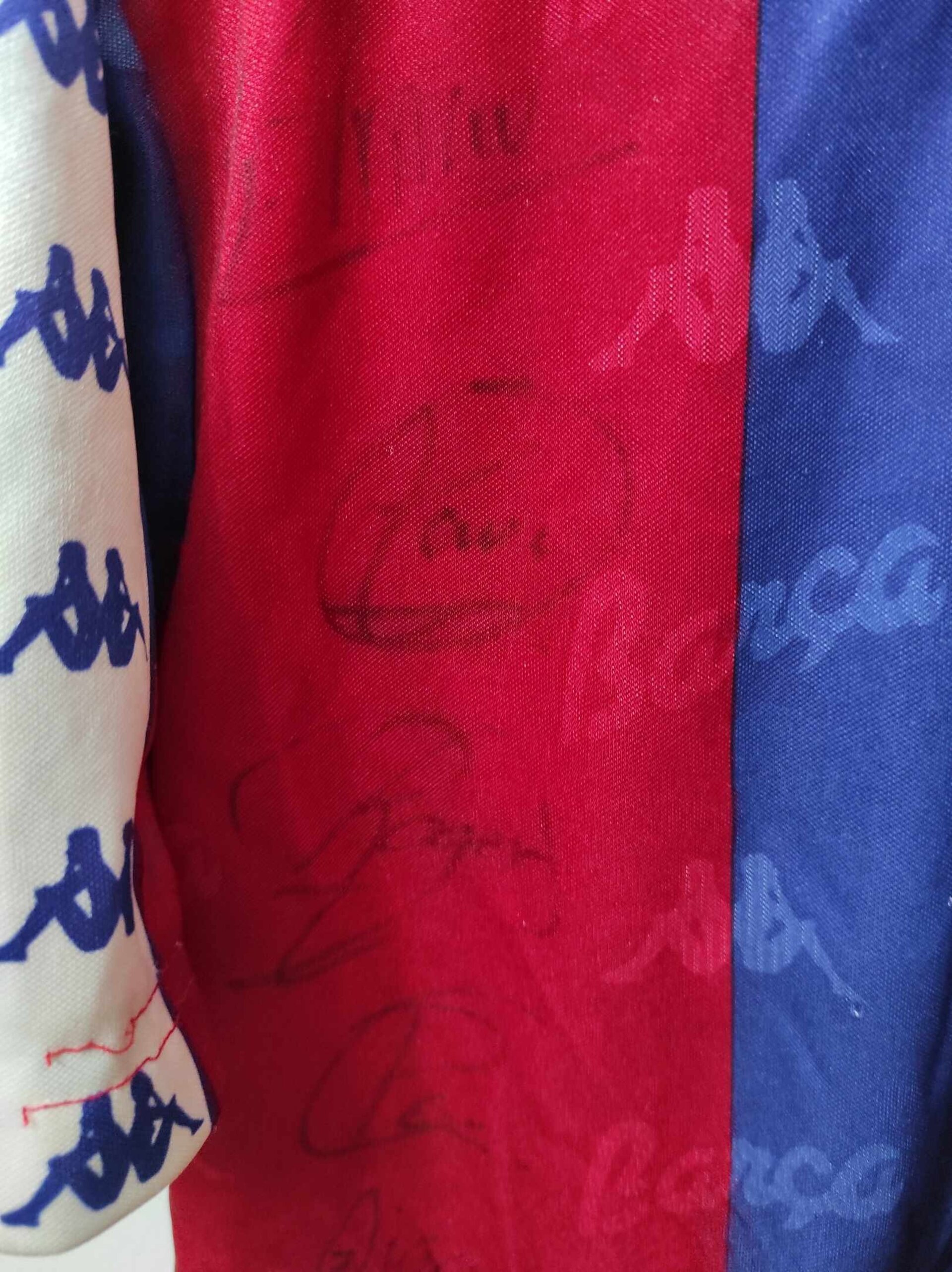 FC BARCELONA 1993-1994 Signed L - 9