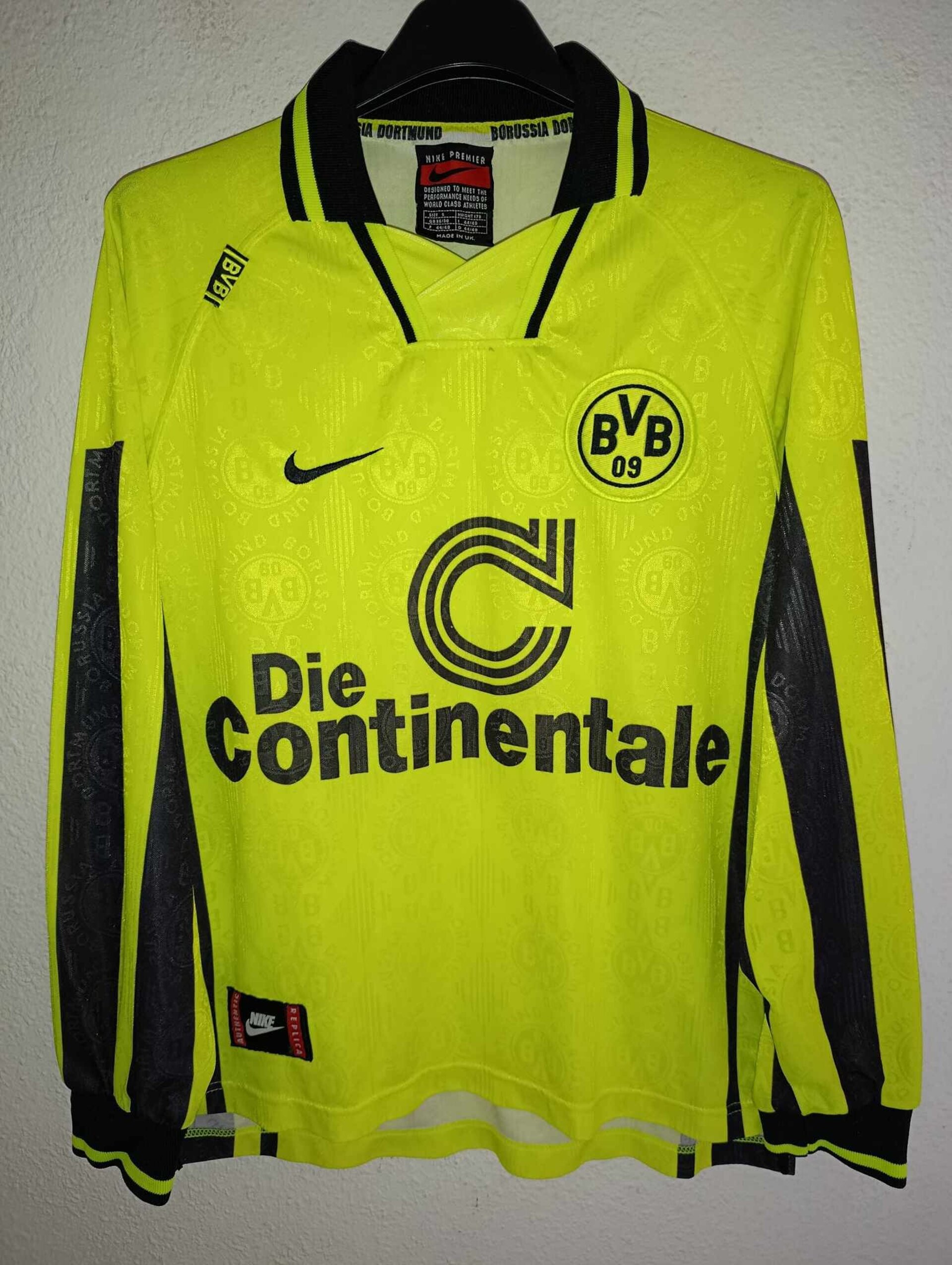BORUSSIA DORTMUND 1996-1997 S - 1