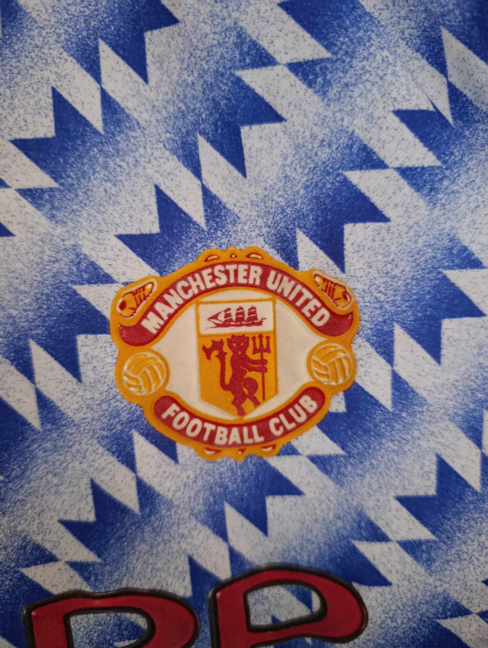 MANCHESTER UNITED 1990-1992 away Size 42/44 - 4