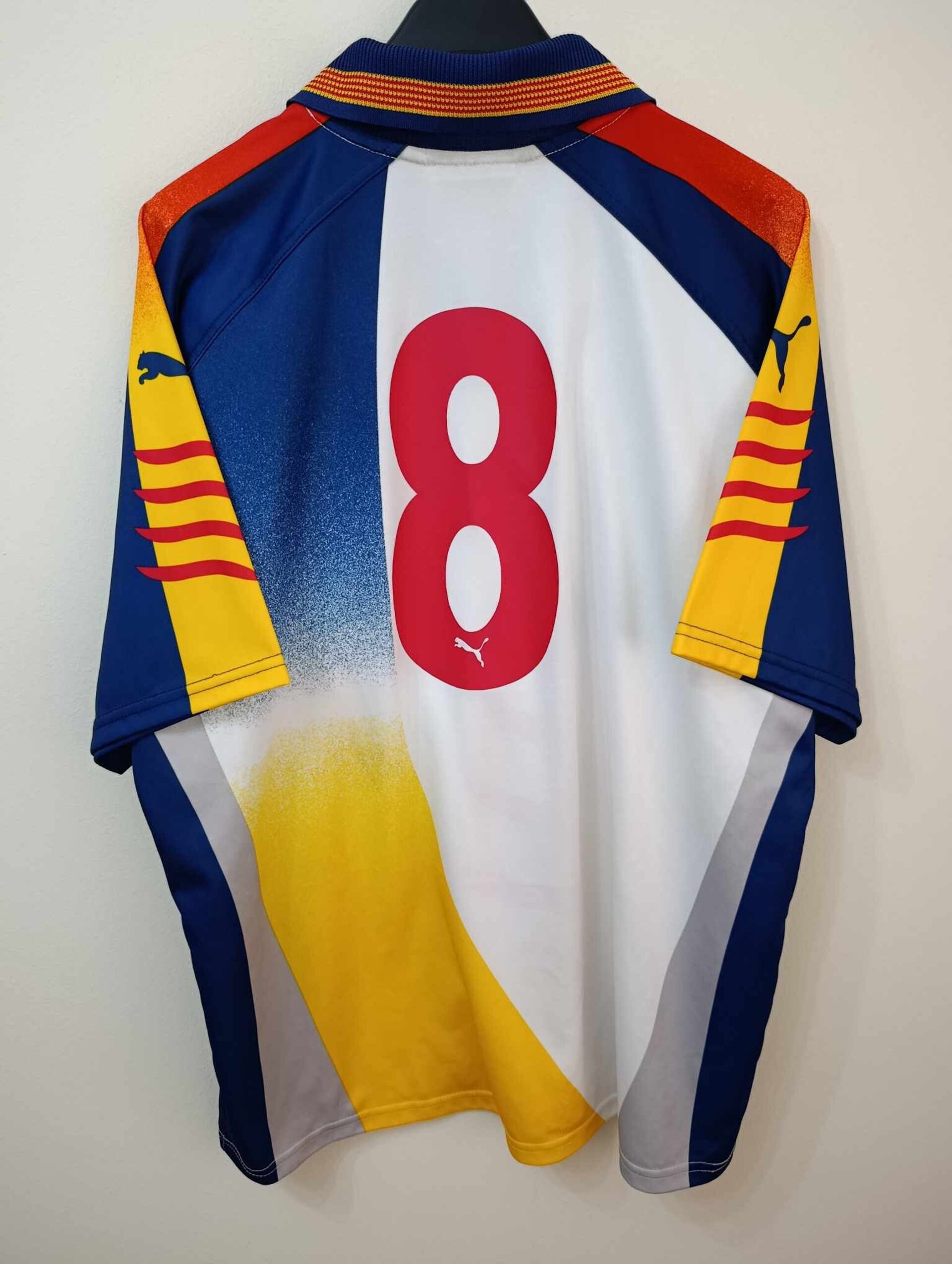 CATALUNYA 2002-2003 number 8 L - 2