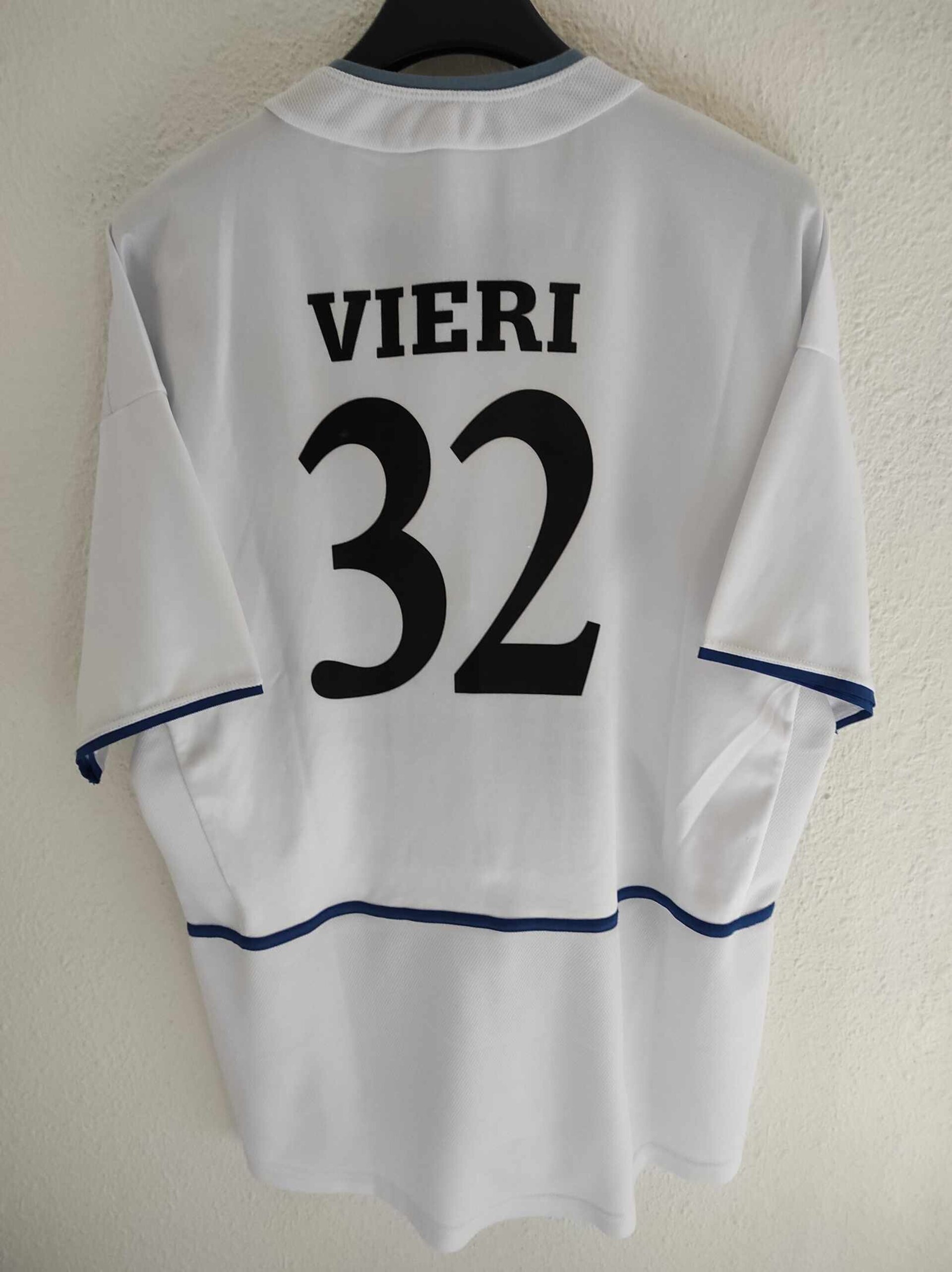 INTER MILAN 2002-2003 away Vieri 32 L - 2
