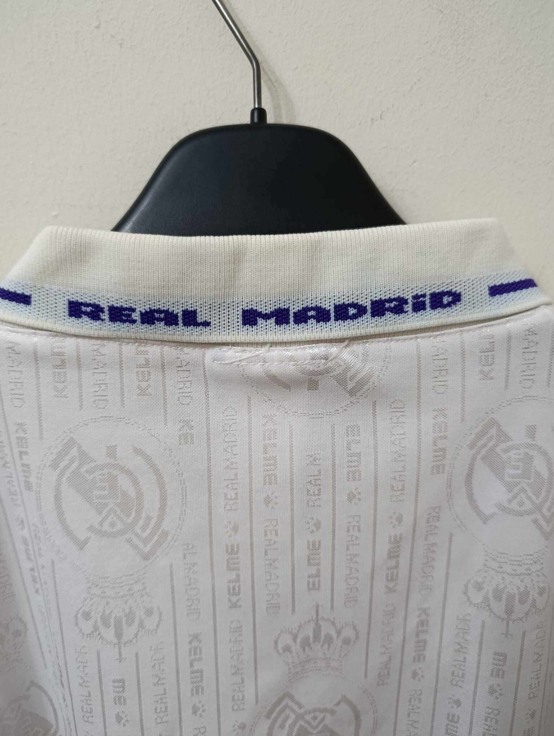 REAL MADRID 1996-1997 L - 8