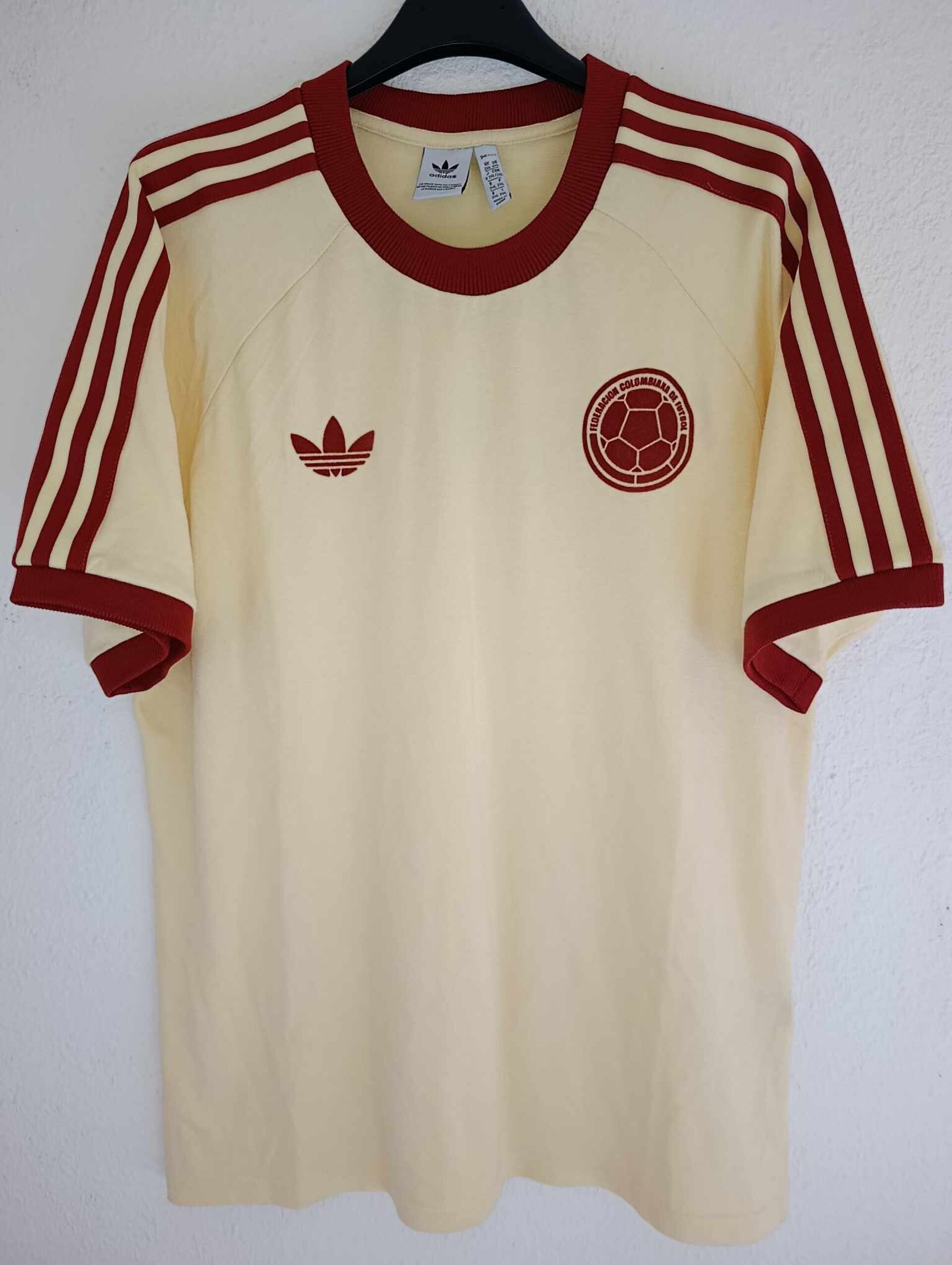 COLOMBIA Adidas Originals XXL - 1
