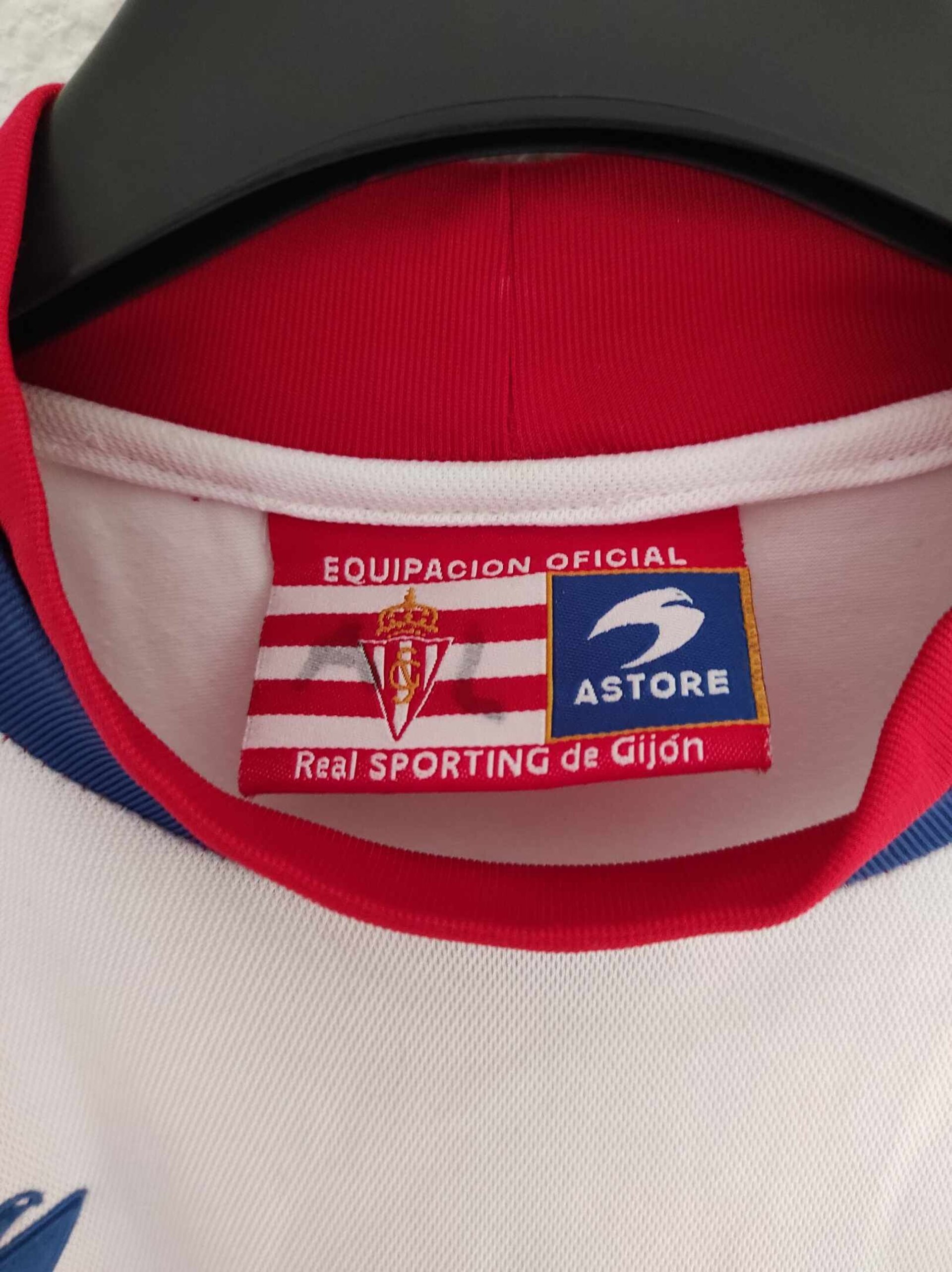 SPORTING GIJON 2002 Match Worn 4 M - 3