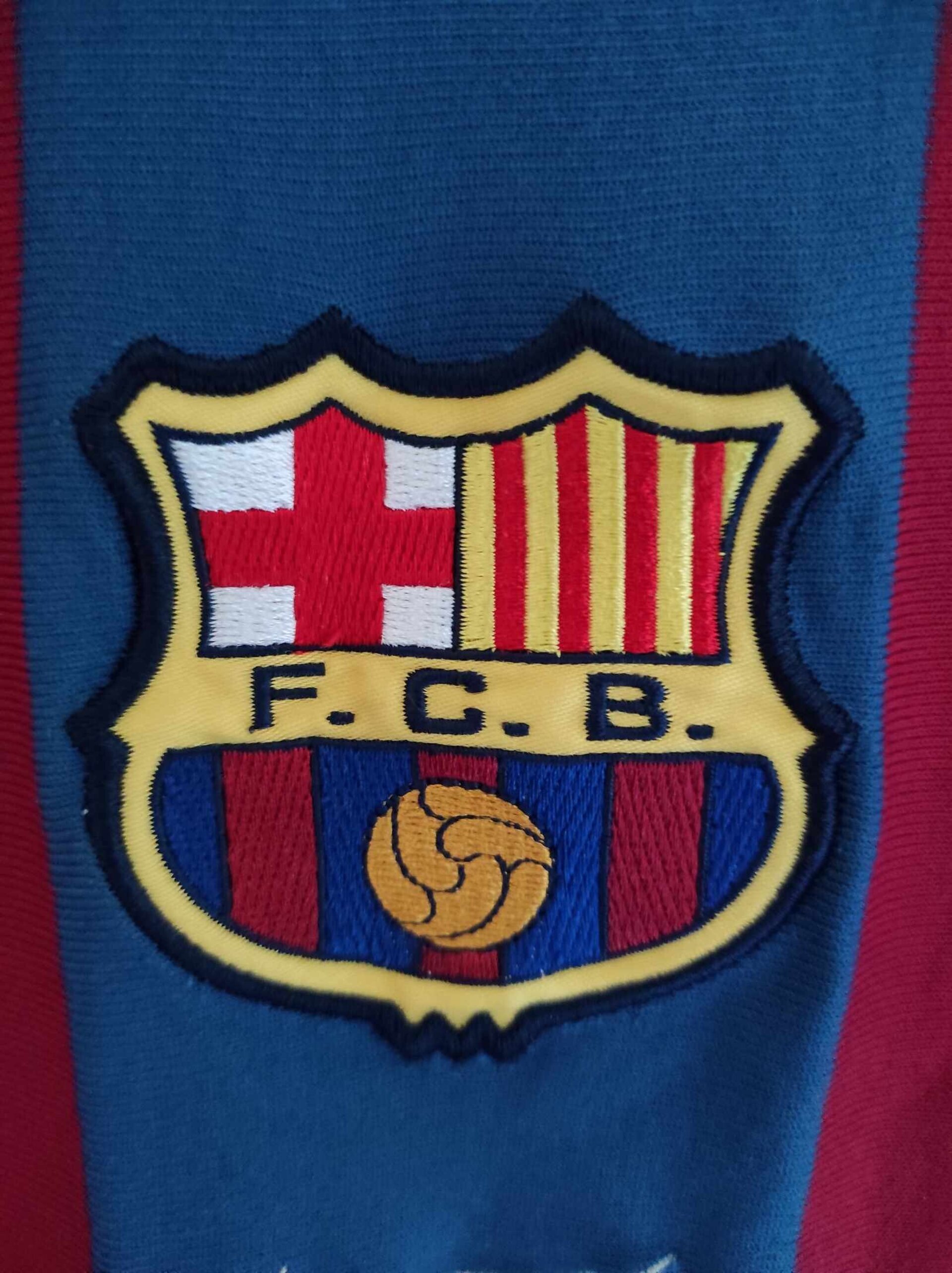FC BARCELONA 2001-2002 XL - 2
