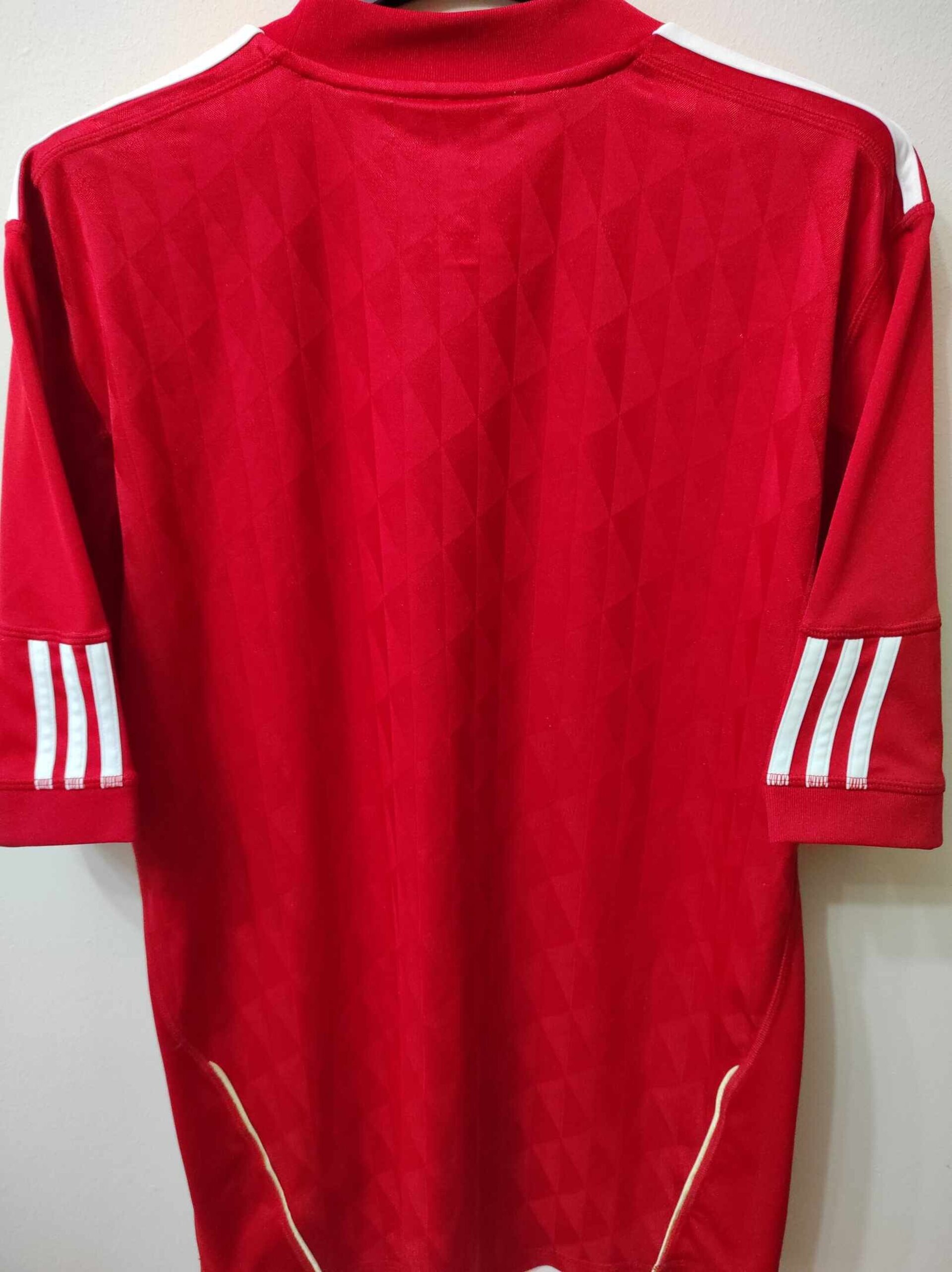 LIVERPOOL 2010-2012 L - 6
