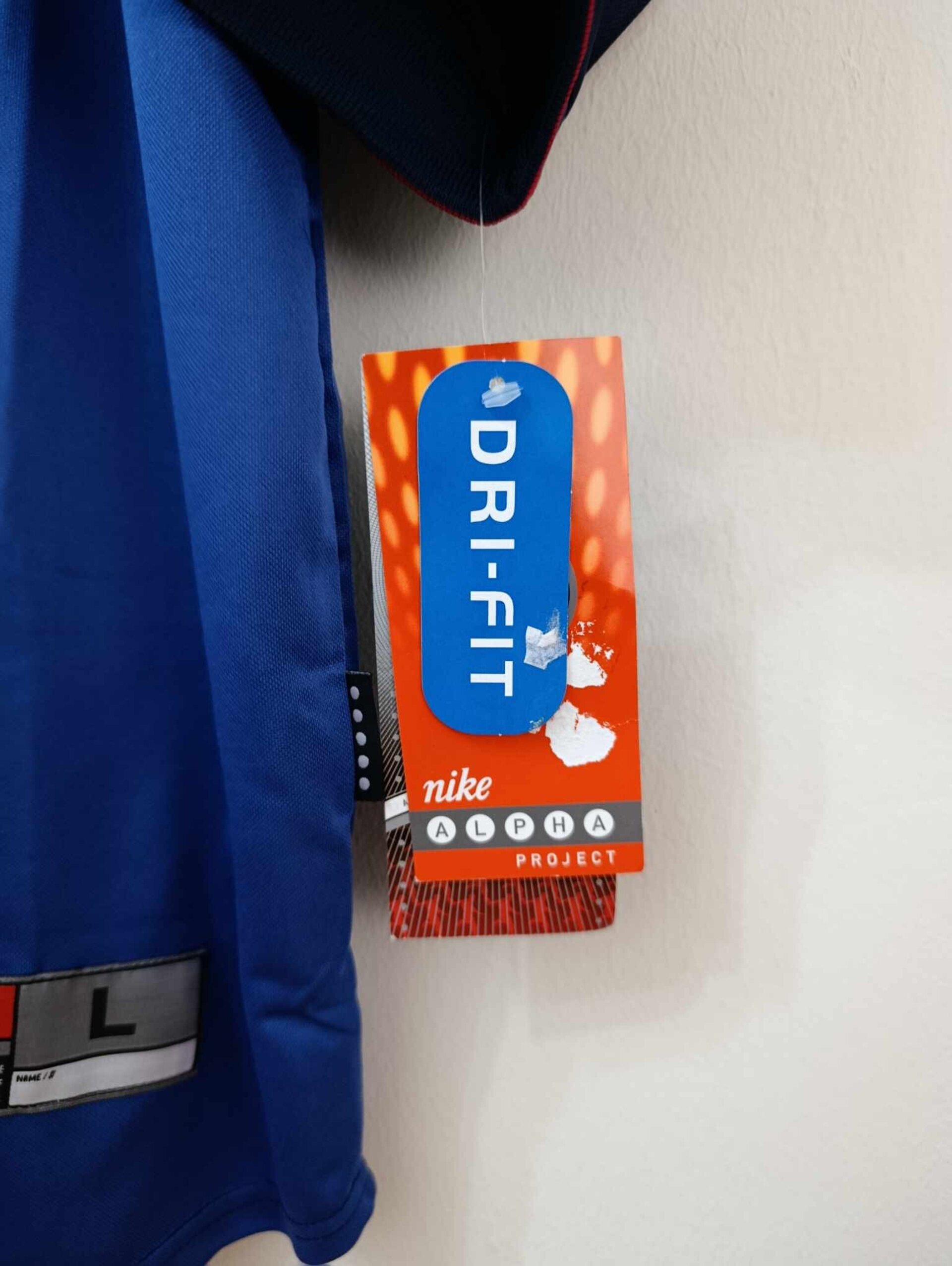 FC BARCELONA 1998-1999 Centenary BNWT L - 2