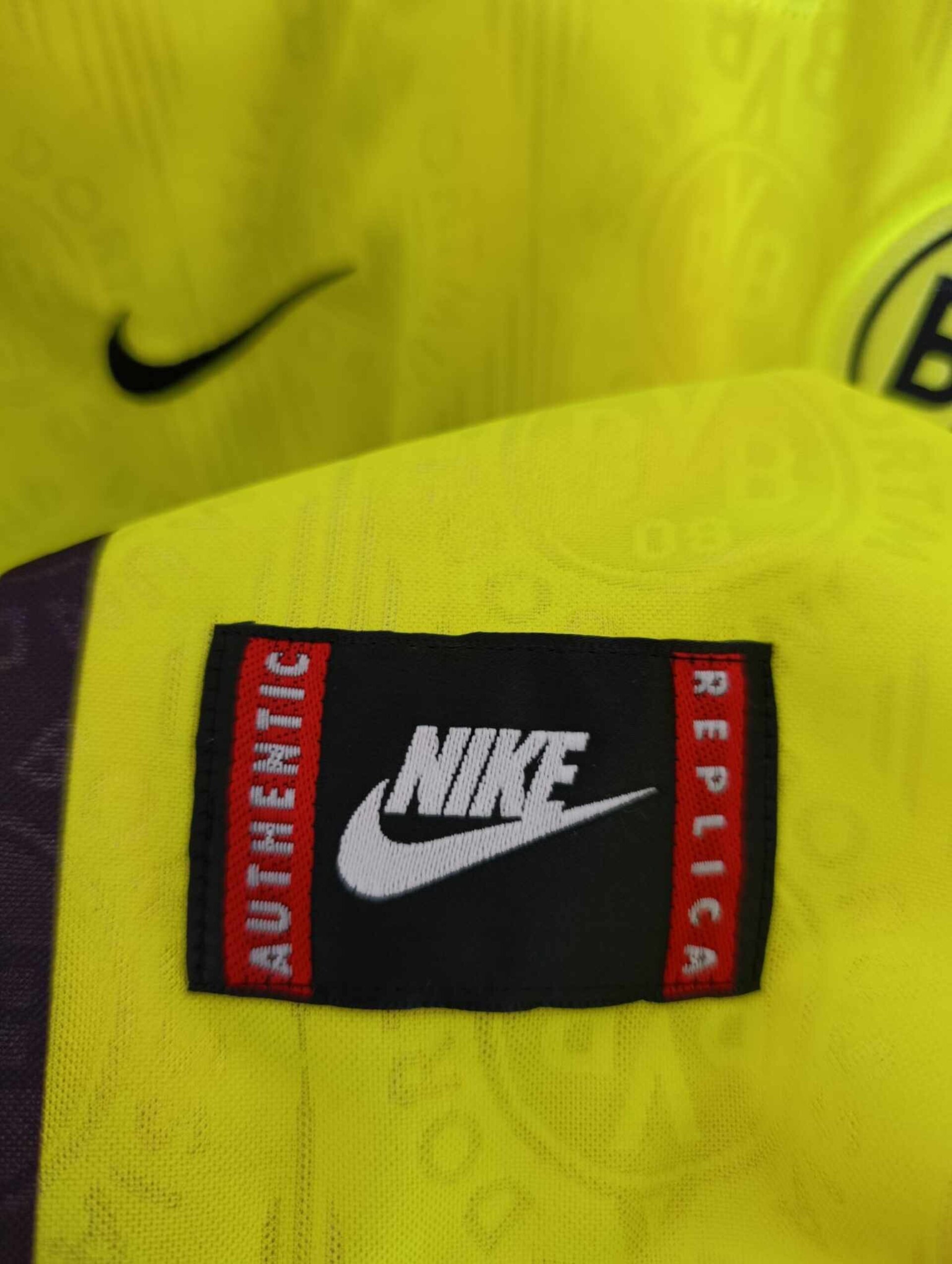 BORUSSIA DORTMUND 1996-1997 BNWT S - 9