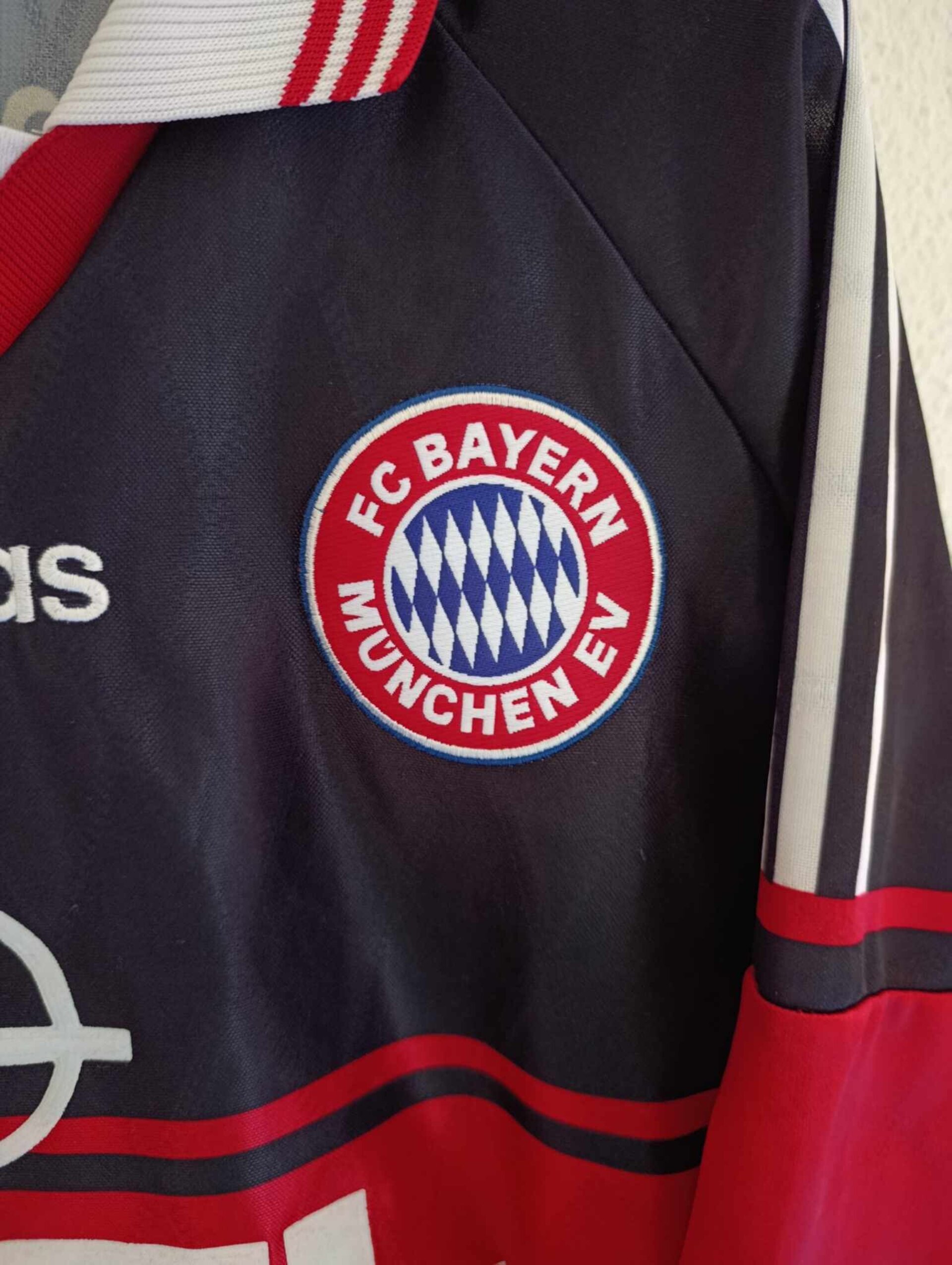 BAYERN MUNICH 1997-1999 L - 5