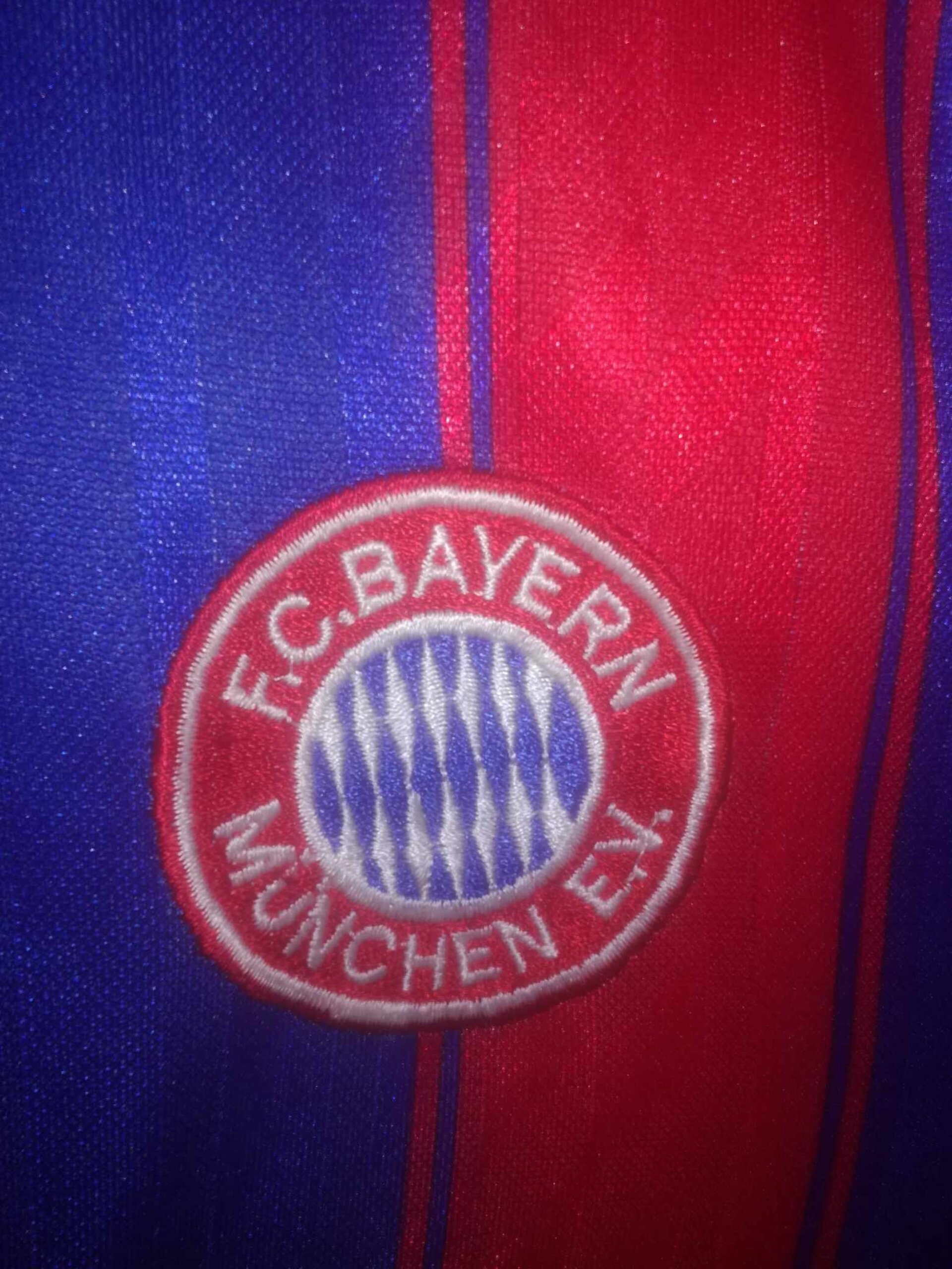 BAYERN MUNICH 1996-1997 L - 4