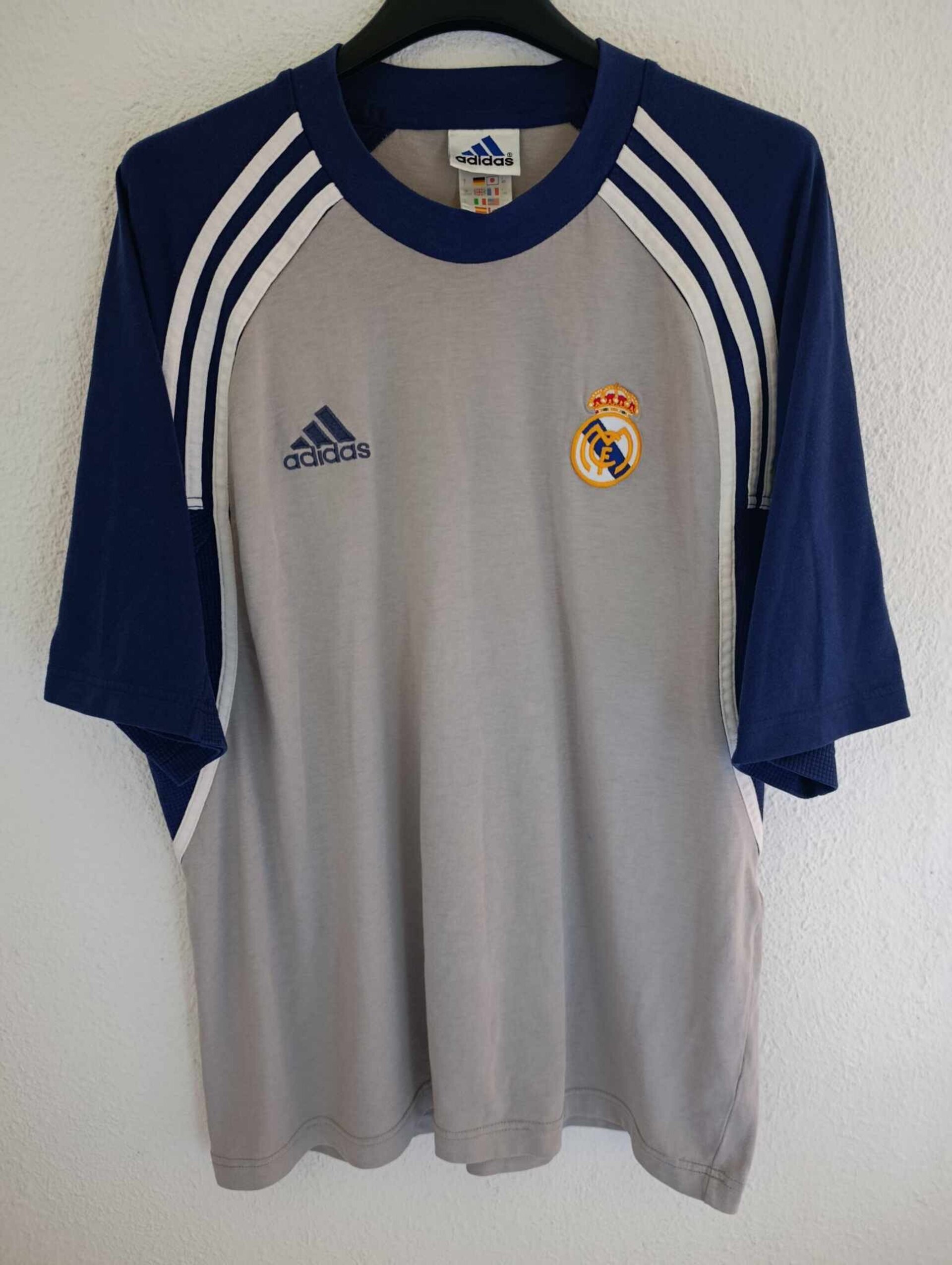 REAL MADRID 2000-2001 Training Size 42/44 - 1