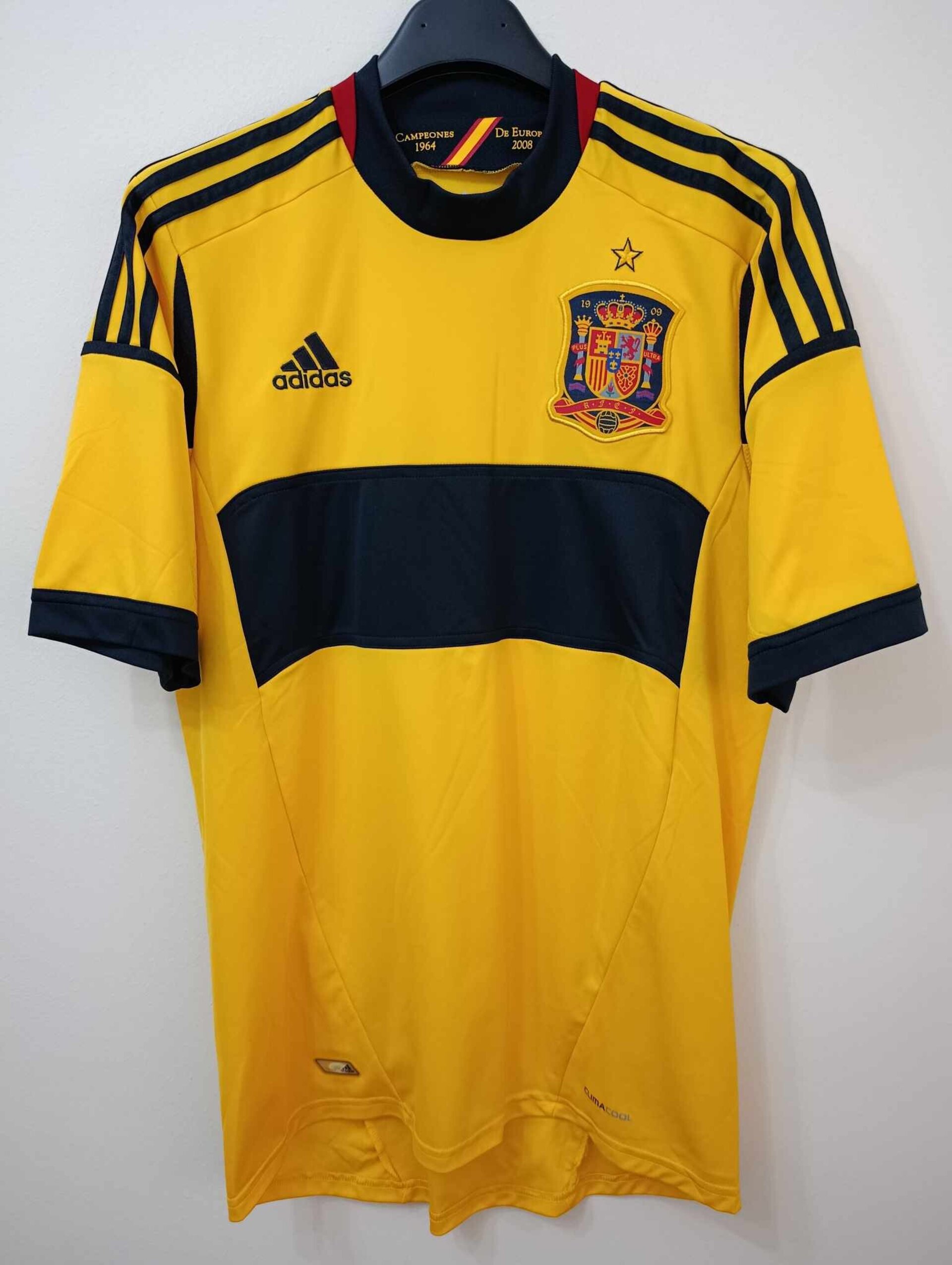 SPAIN 2012 EURO GOALKEEPER M - 1
