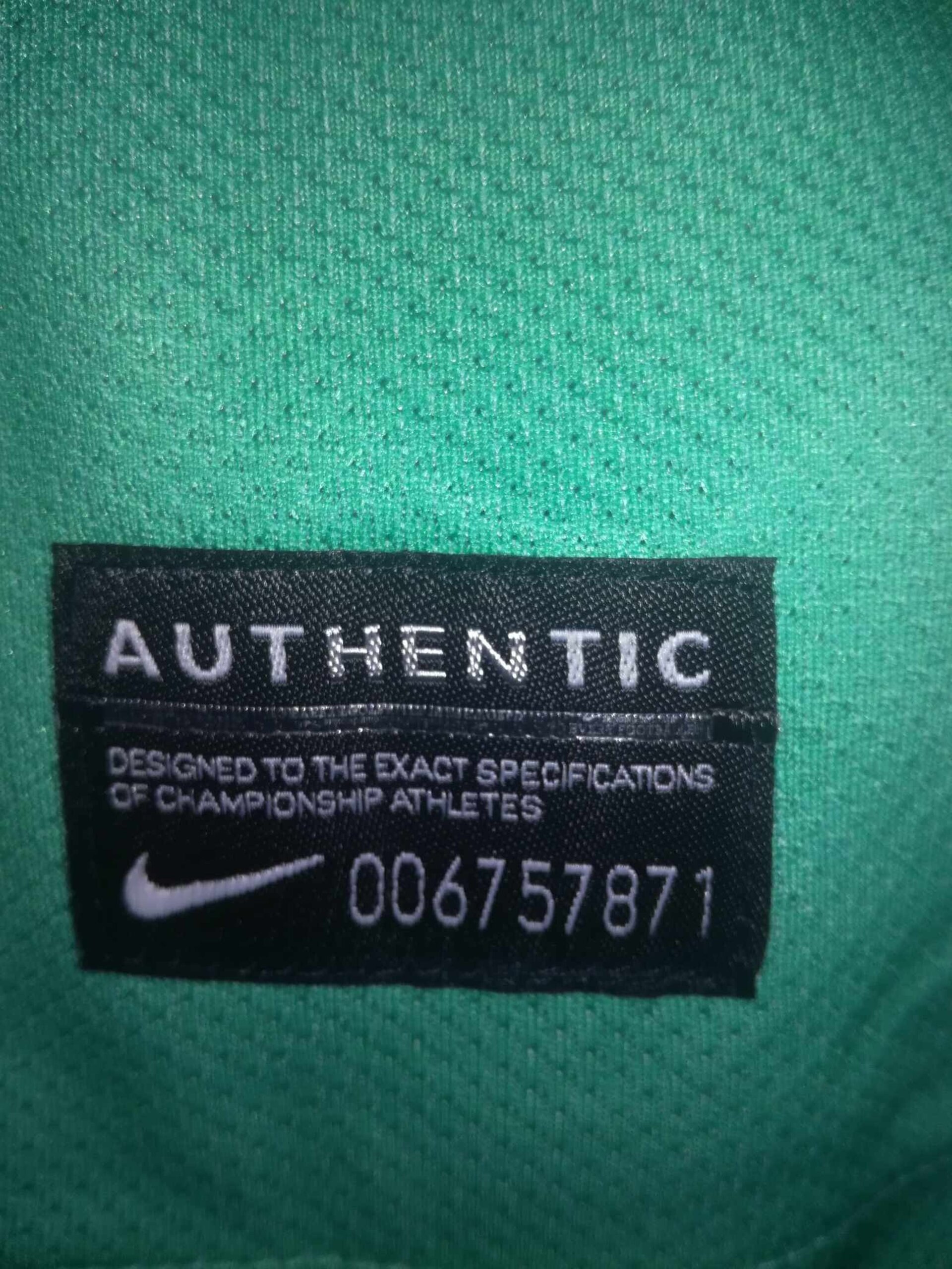FC BARCELONA 2010-2011 away BNWT S - 6