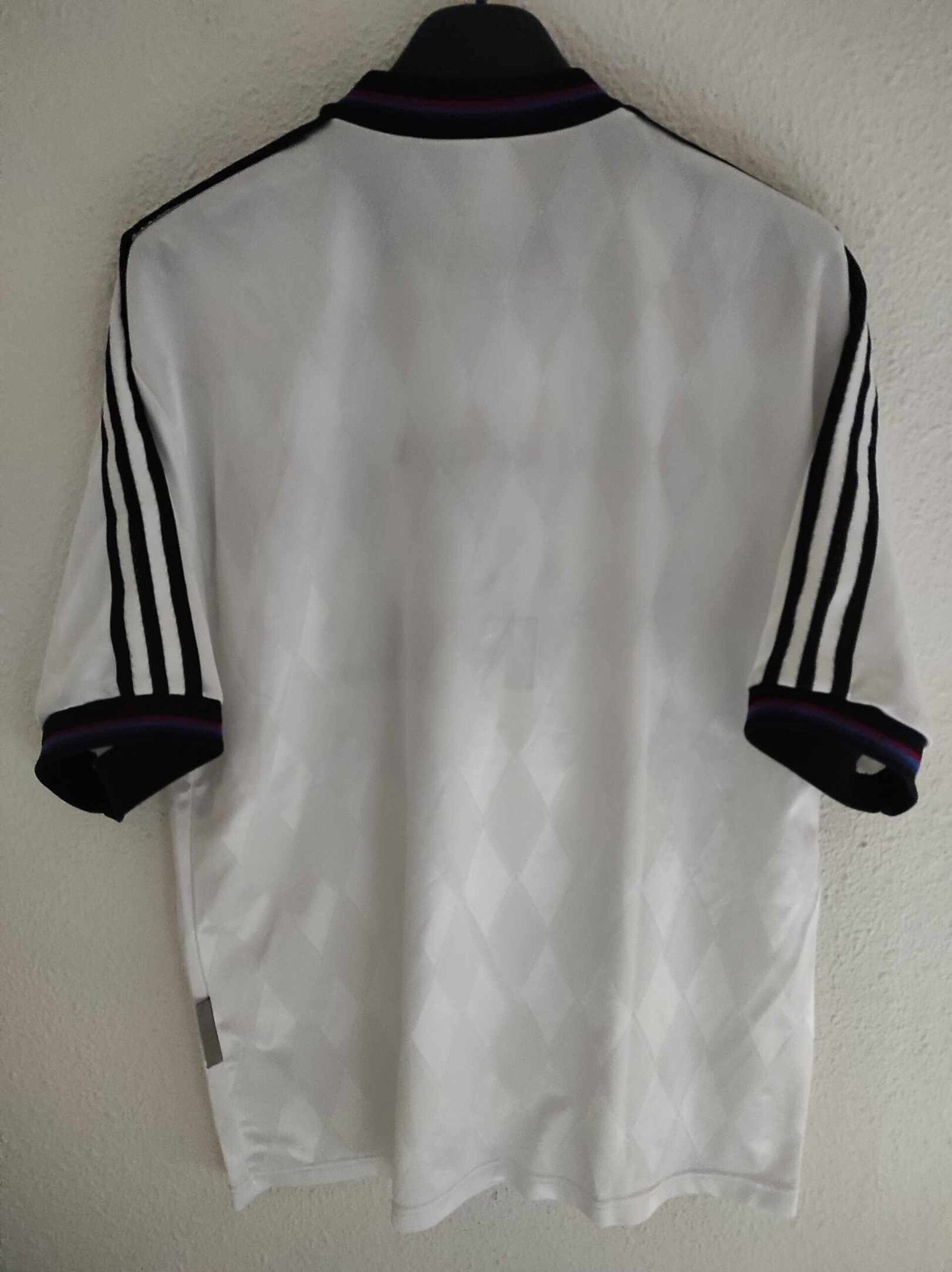 BAYERN MUNICH 1995-1997 away M - 6