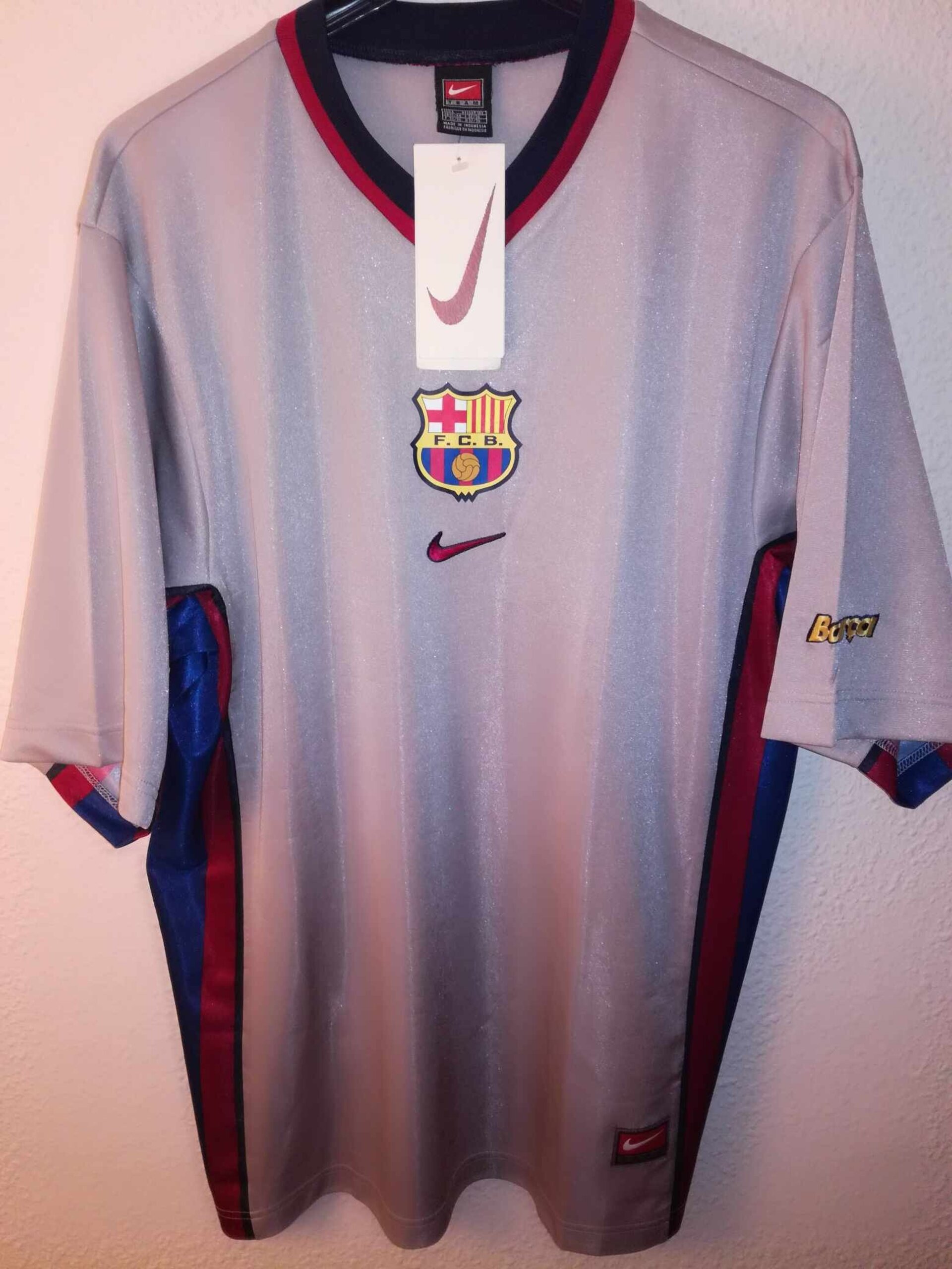 FC BARCELONA 1998-2001 BNWT away L - 1