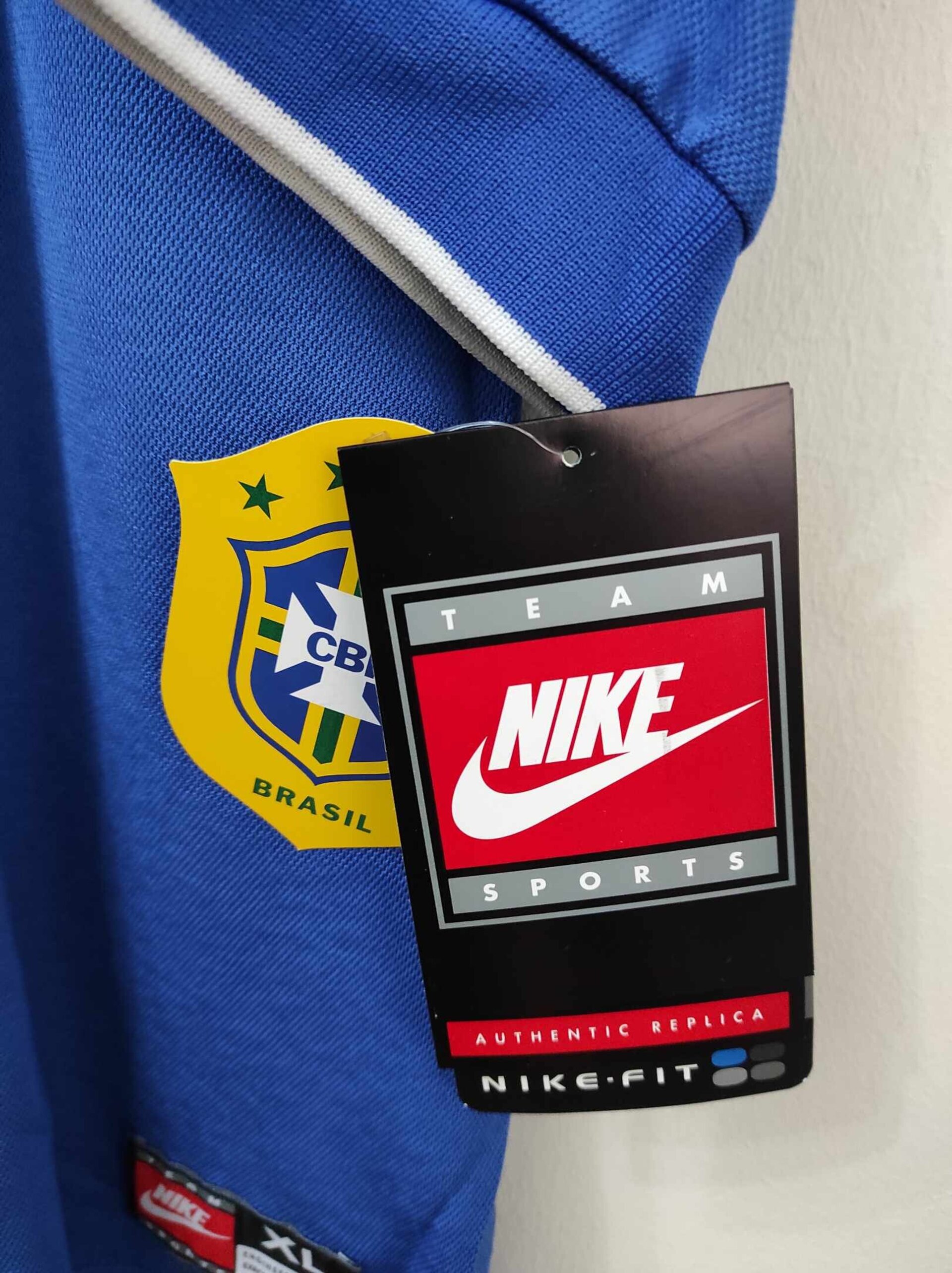 BRAZIL 1998 World Cup away BNWT XL - 2