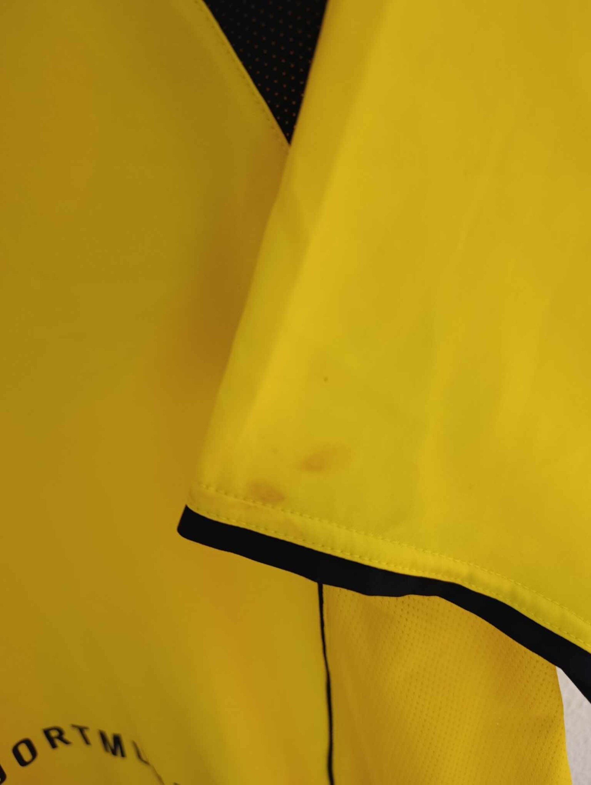 BORUSSIA DORTMUND 2004-2005 Total 90 L - 5