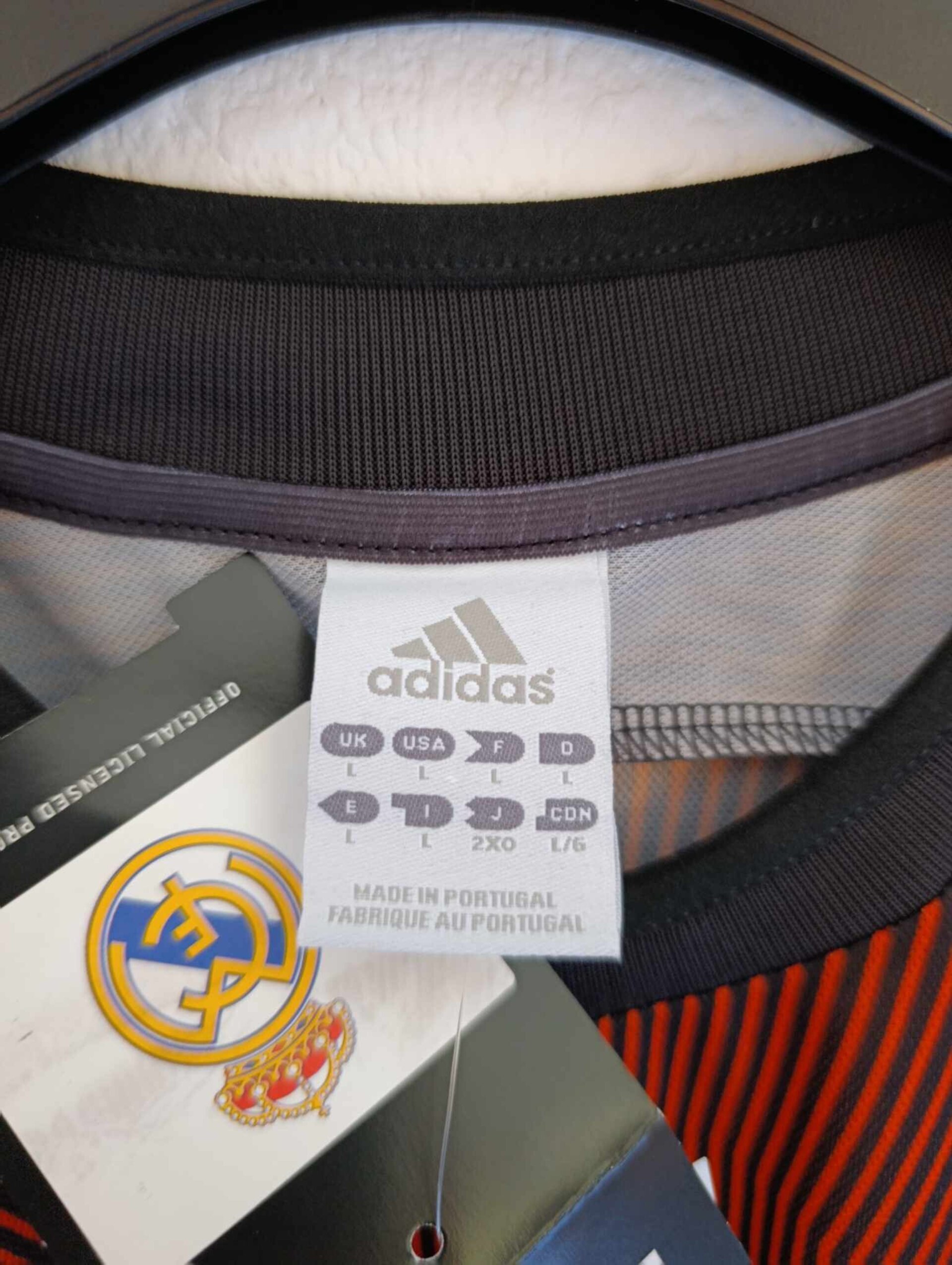 REAL MADRID 2003-2004 BNWT Goalkeeper L - 6