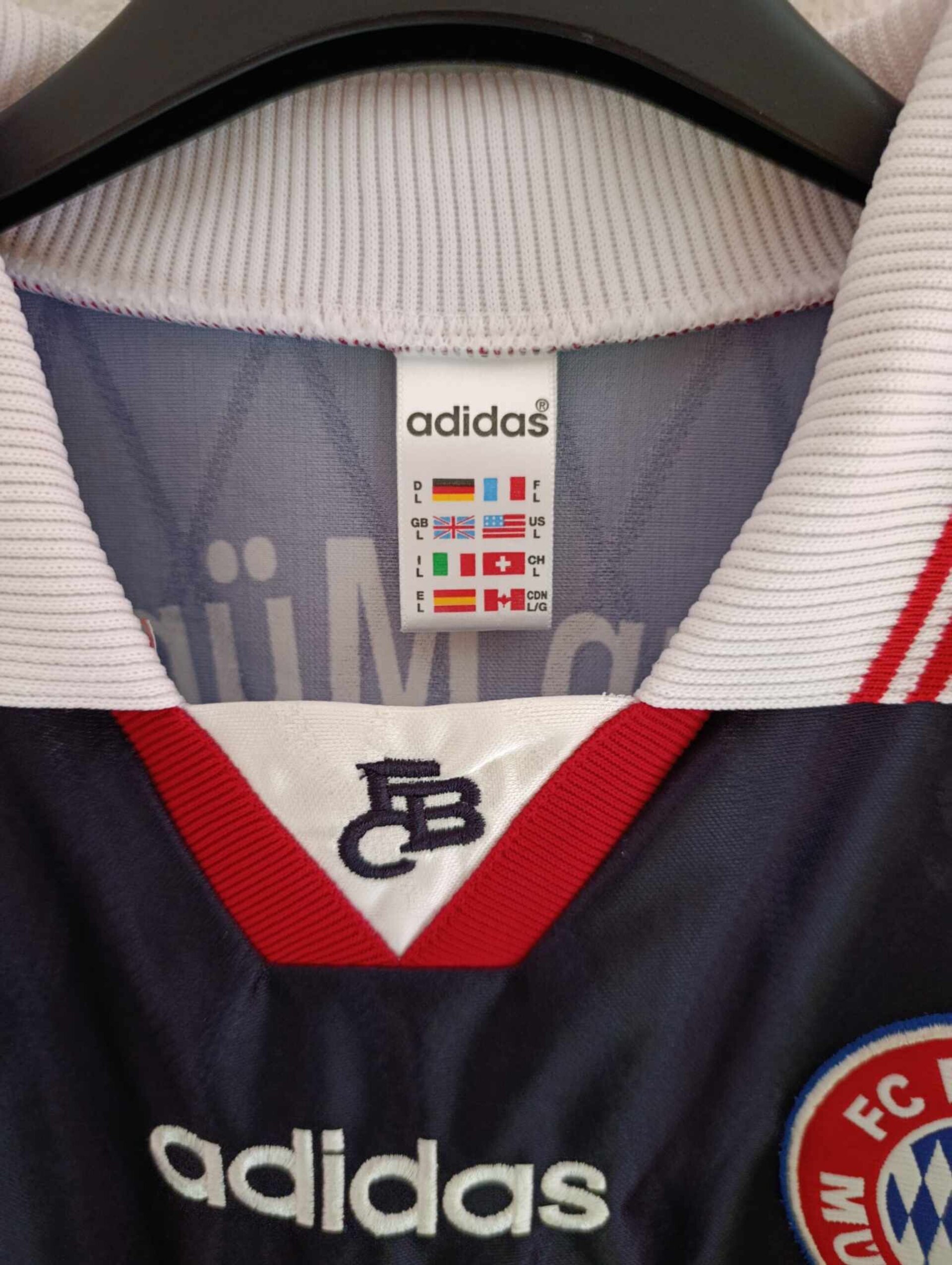 BAYERN MUNICH 1997-1999 L - 2
