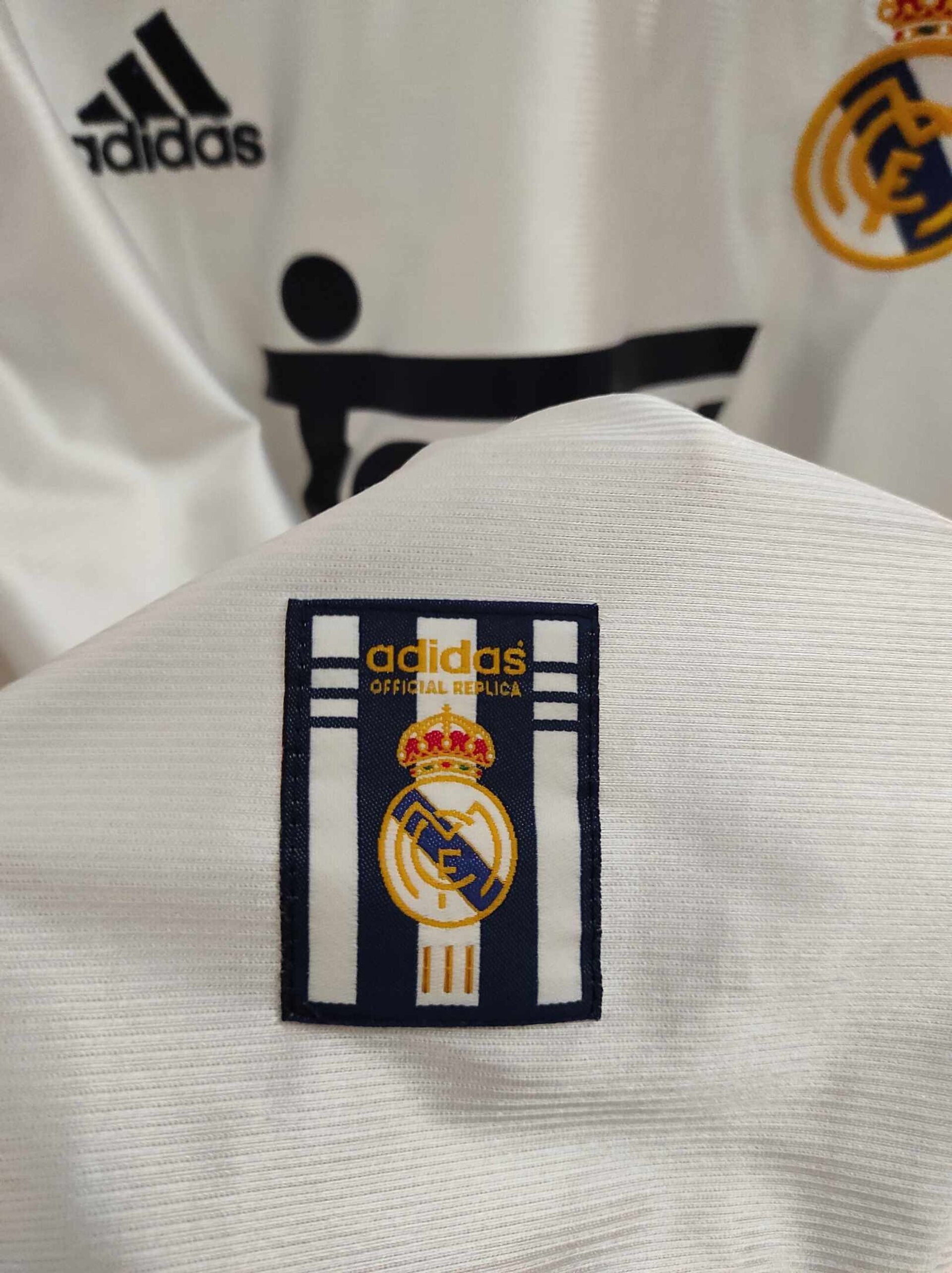 REAL MADRID 1998-1999 XL - 4