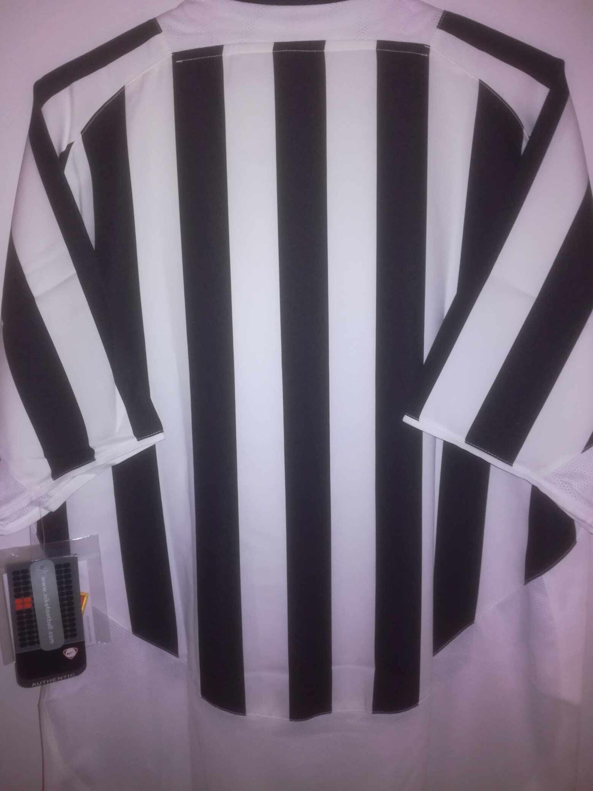 JUVENTUS 2003-2004 BNWT L - 9