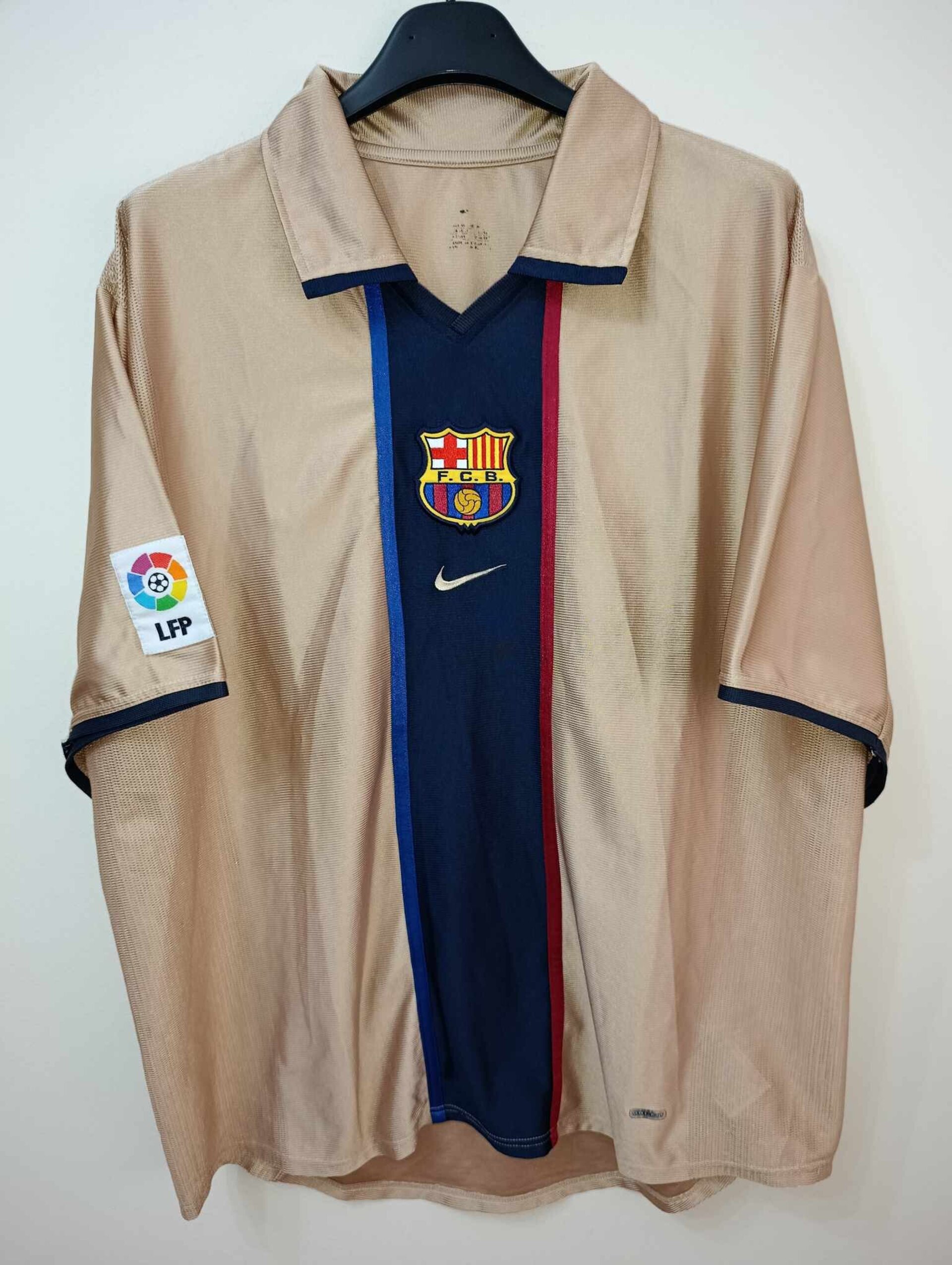 FC BARCELONA 2001-2002 away XL - 1