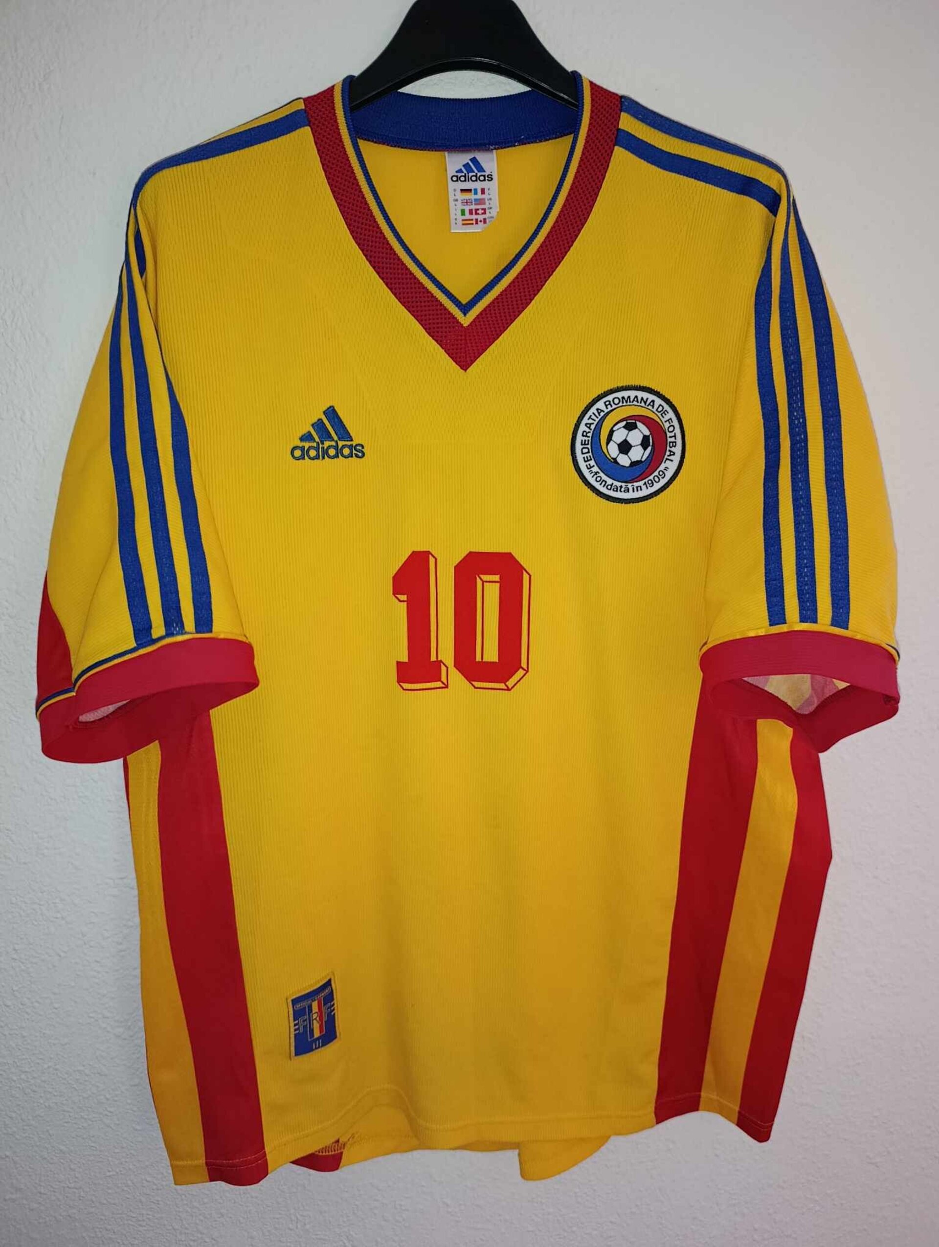 ROMANIA 1998 World Cup Hagi 10 L - 2