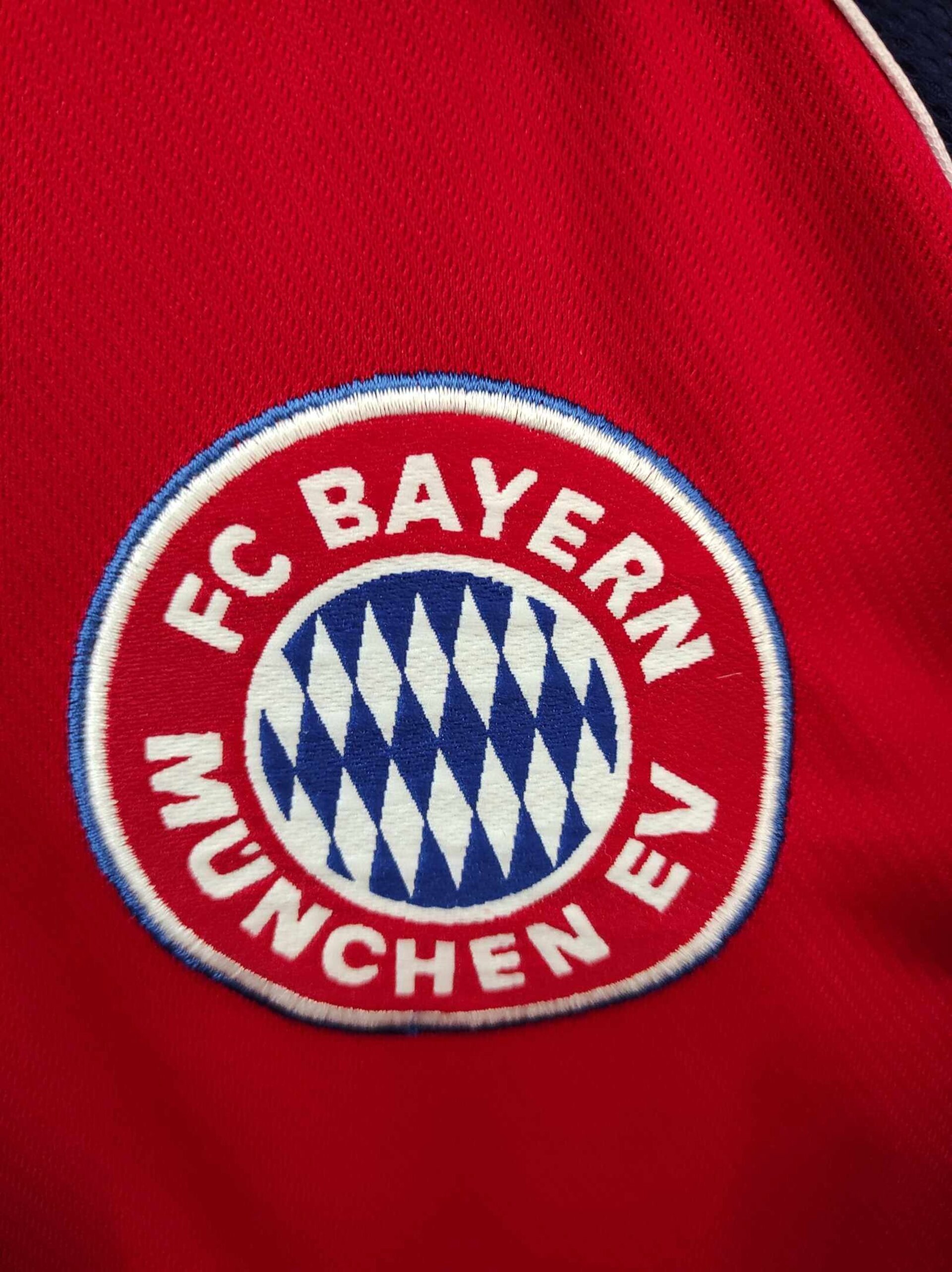 BAYERN MUNICH 1998-1999 S - 6