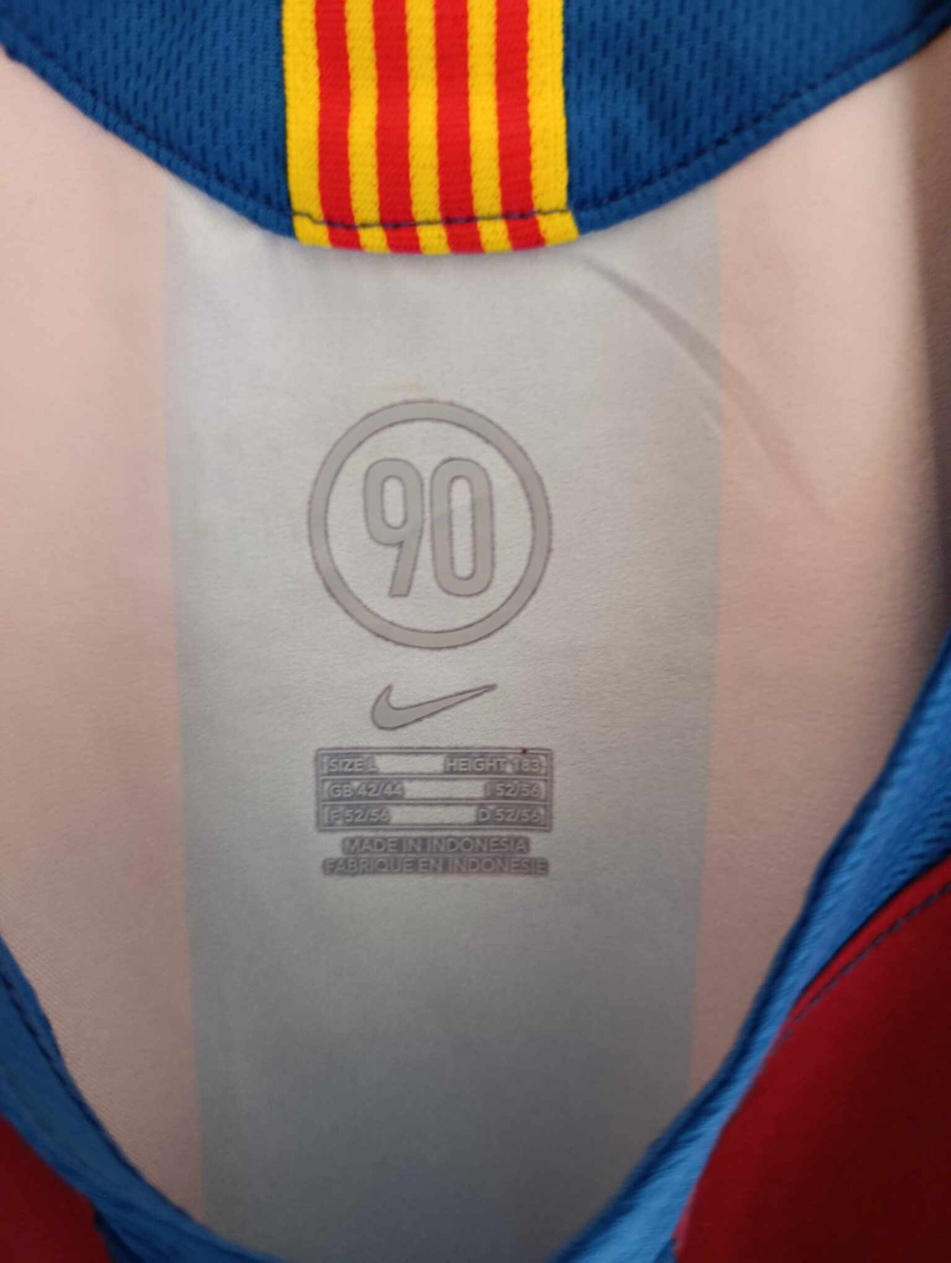 FC BARCELONA 2005-2006 BNWT Total 90 L - 5