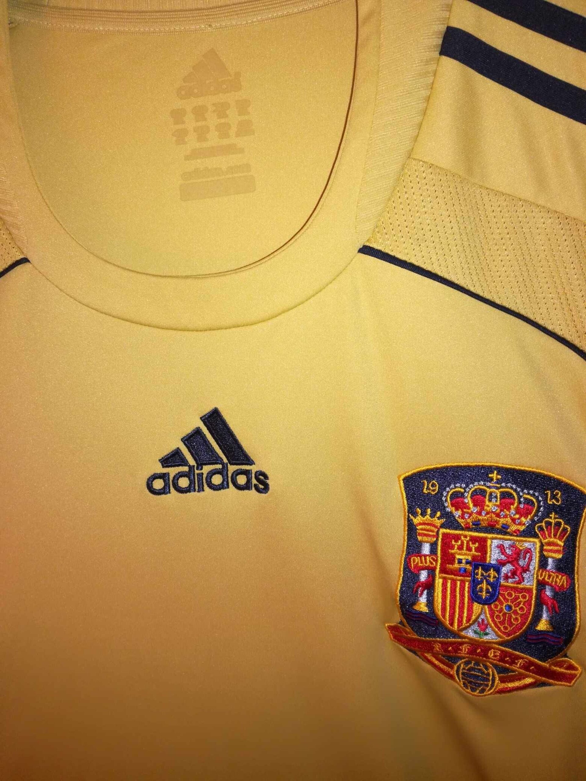 SPAIN 2008 away BNWT XXL - 4