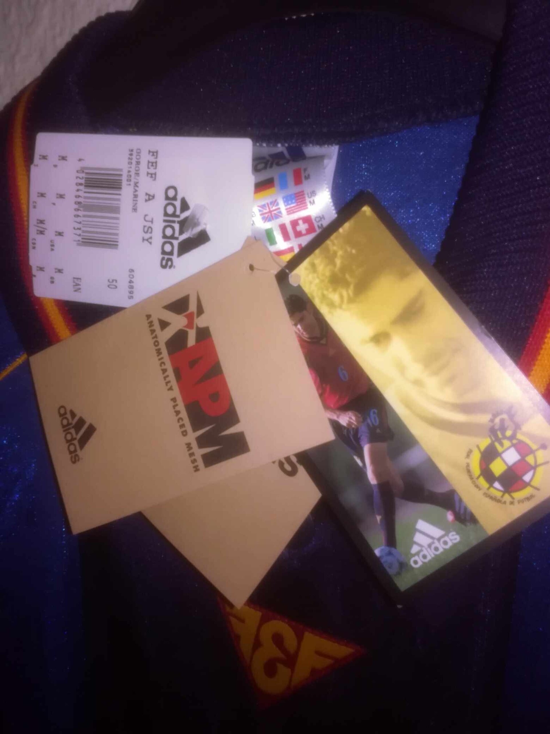 SPAIN 1998 World Cup BNWT third M - 2